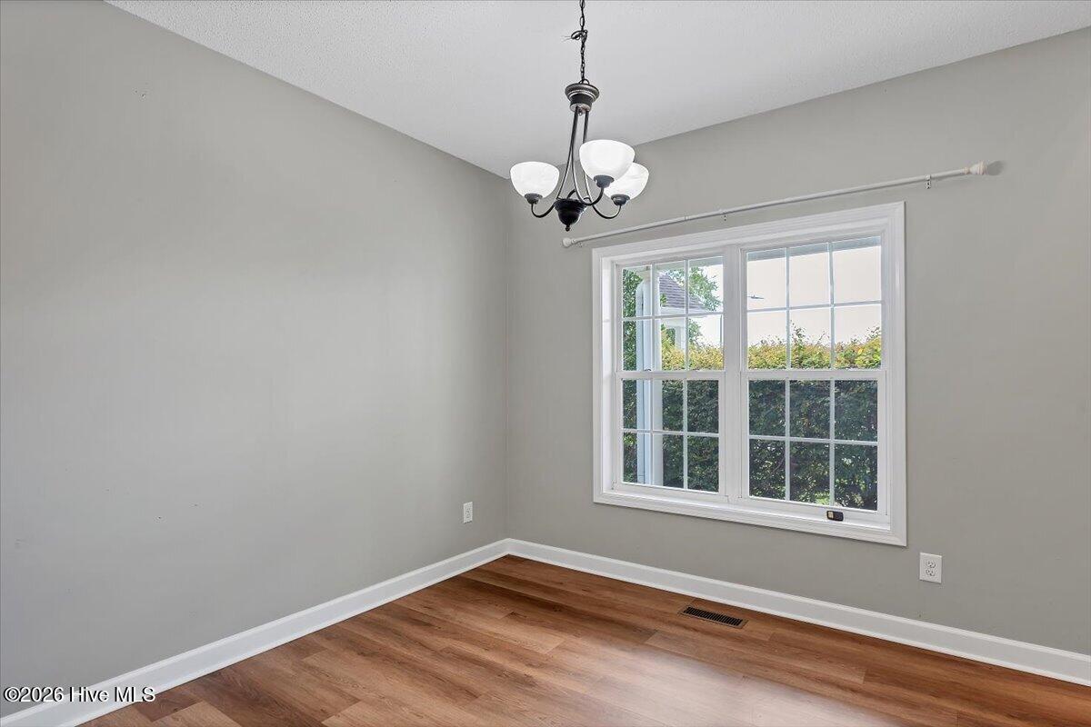 106 Lightwater Court Property Photo 9