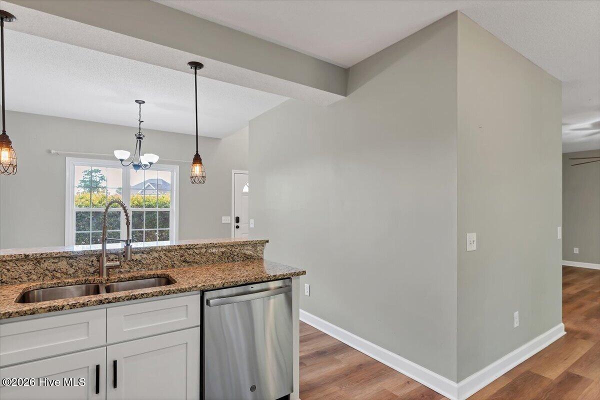 106 Lightwater Court Property Photo 14