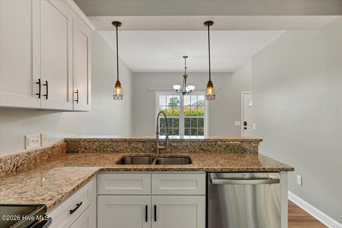 106 Lightwater Court Property Photo 15