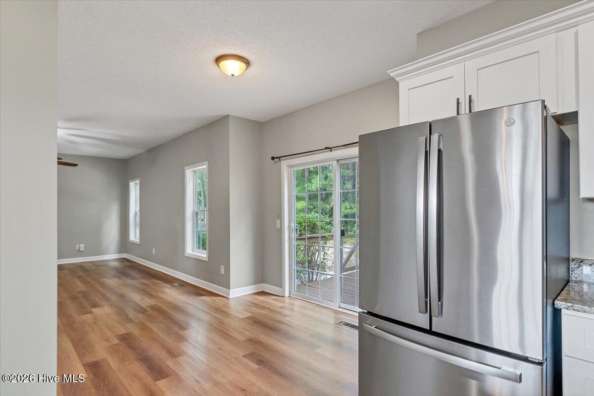 106 Lightwater Court Property Photo 16