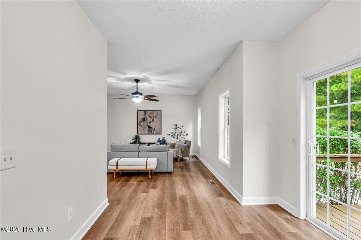 106 Lightwater Court Property Photo 16