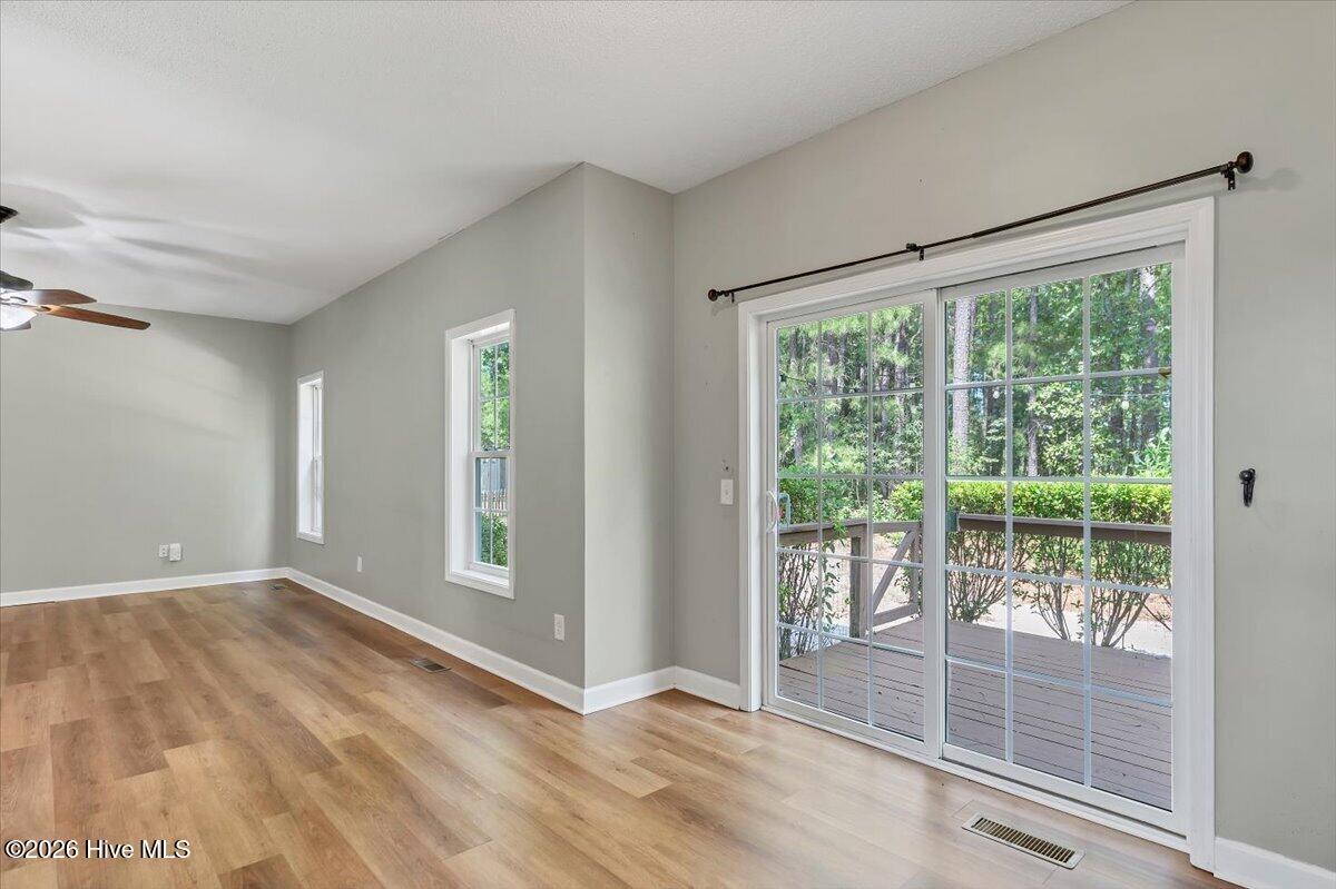 106 Lightwater Court Property Photo 17
