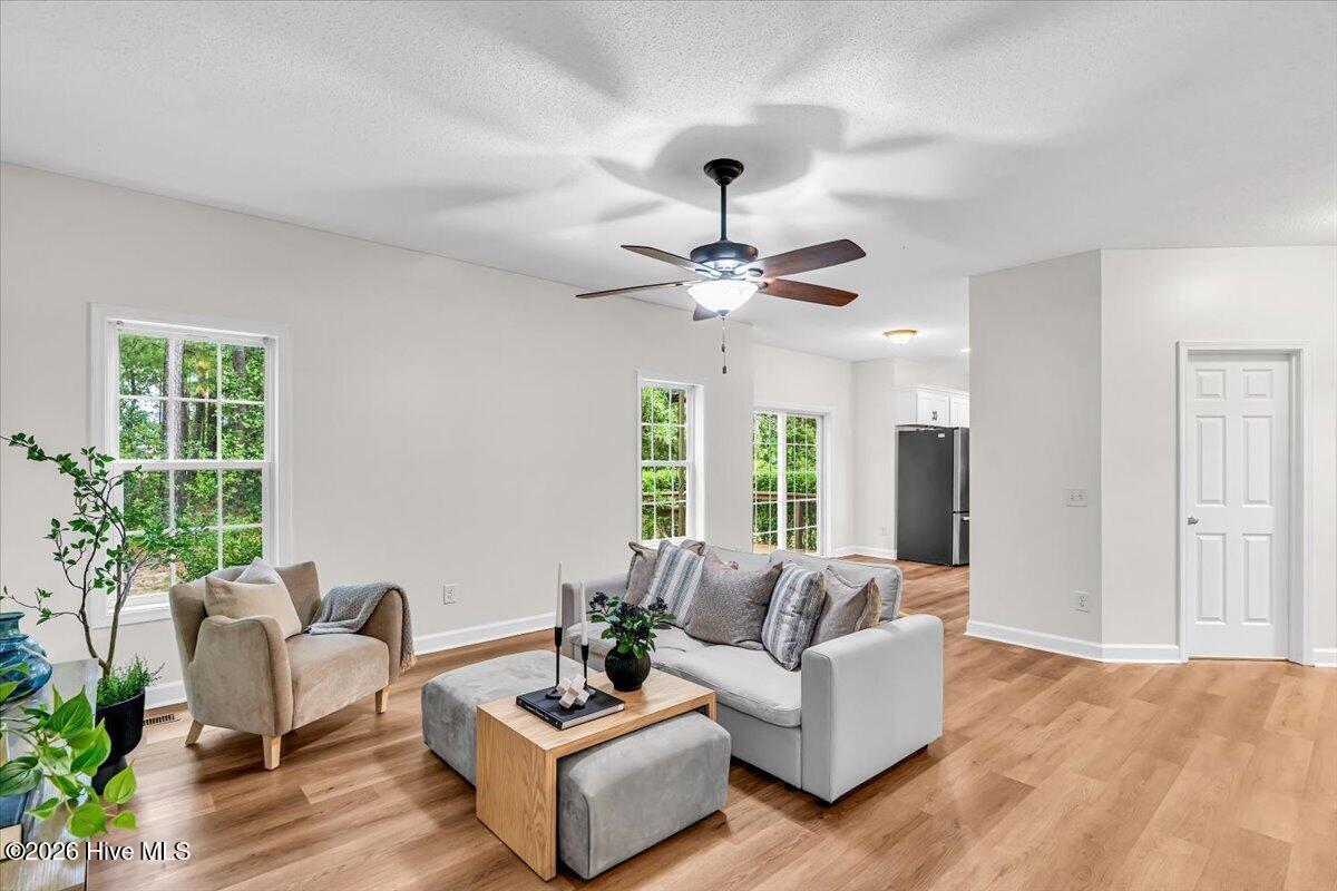 106 Lightwater Court Property Photo 20