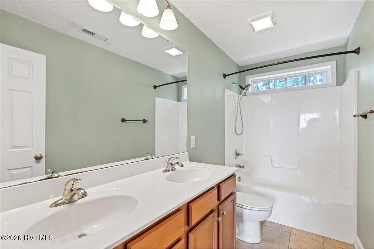 106 Lightwater Court Property Photo 29