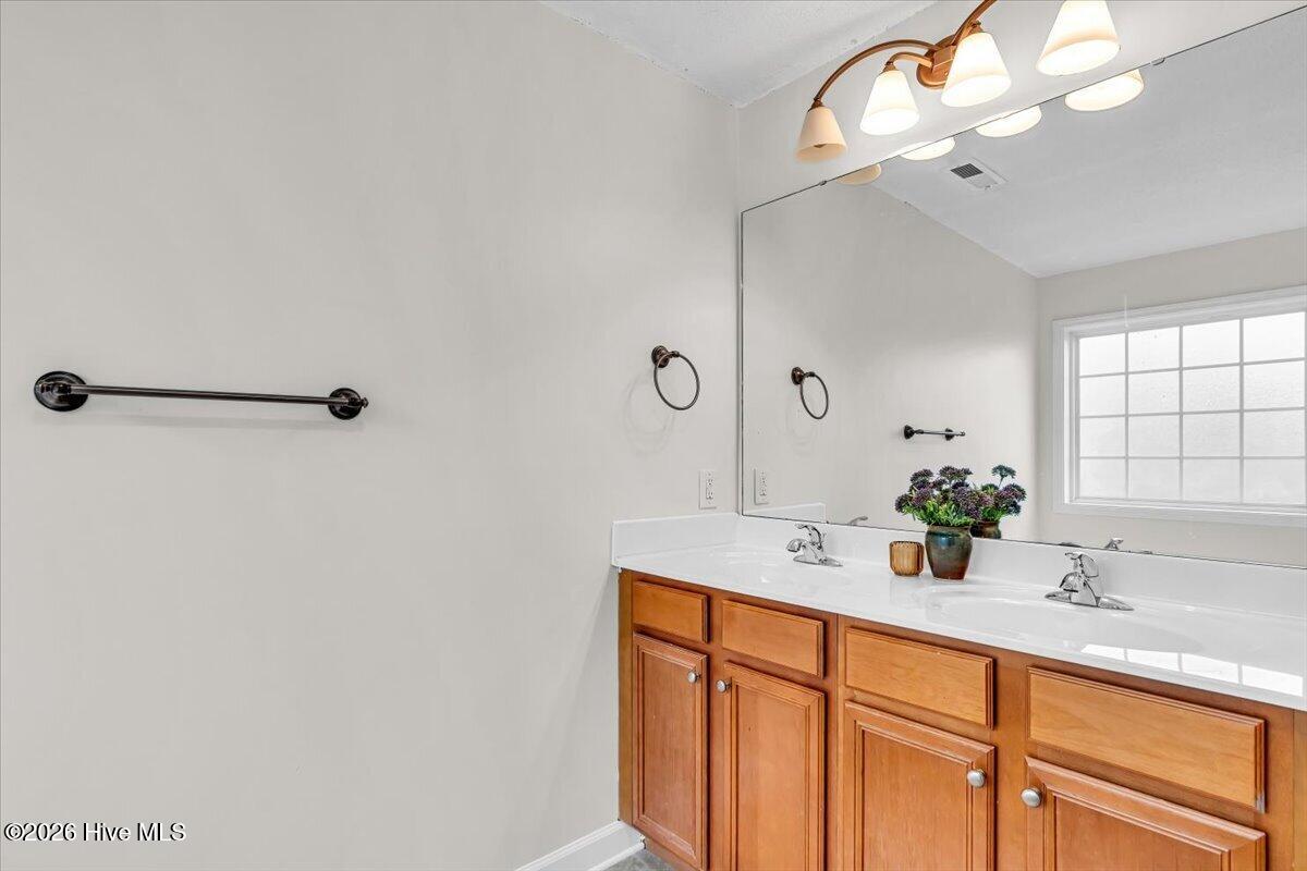 106 Lightwater Court Property Photo 29