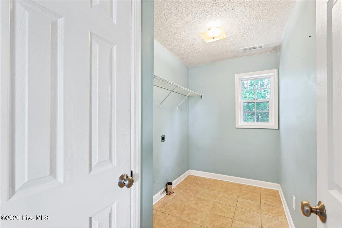 106 Lightwater Court Property Photo 31