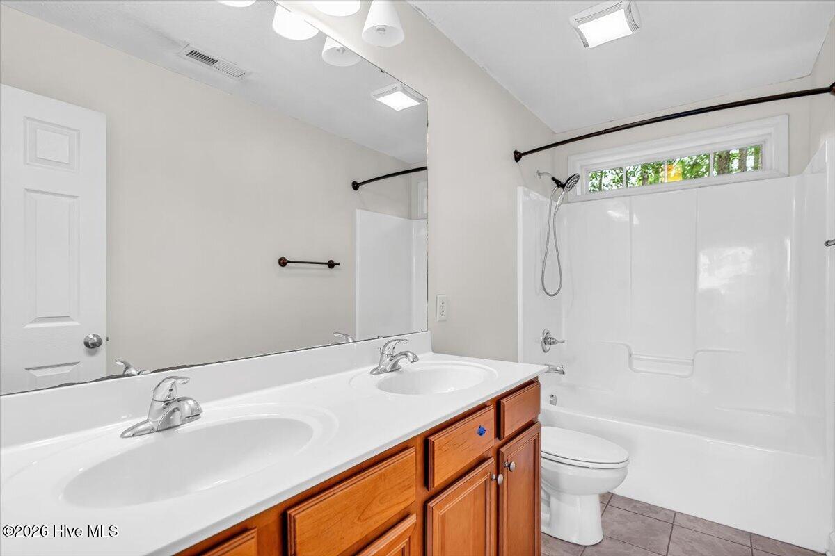 106 Lightwater Court Property Photo 32