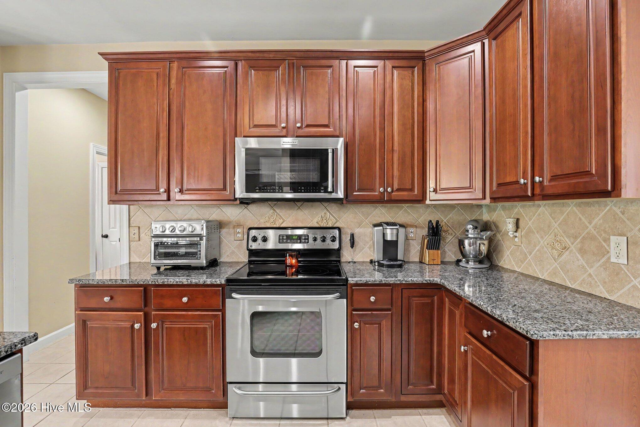 5997 Jones Farm Road Property Photo 11