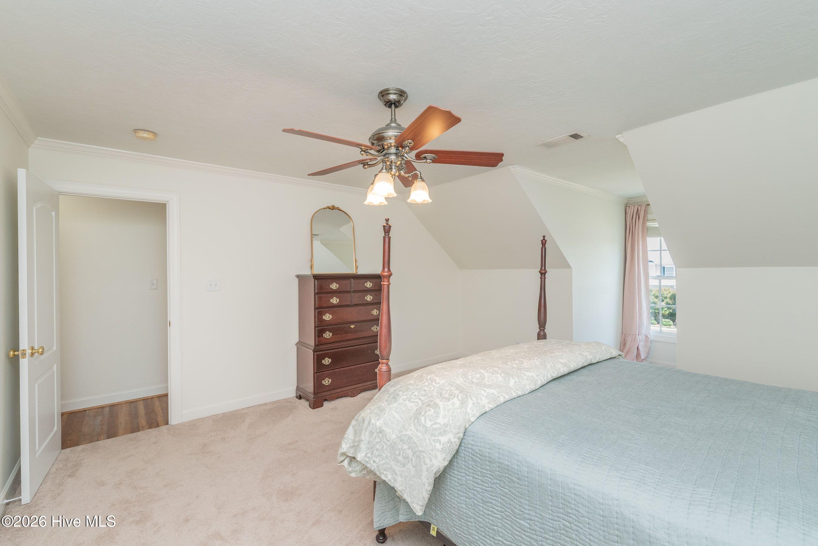 270 Rivernorth Drive Property Photo 28