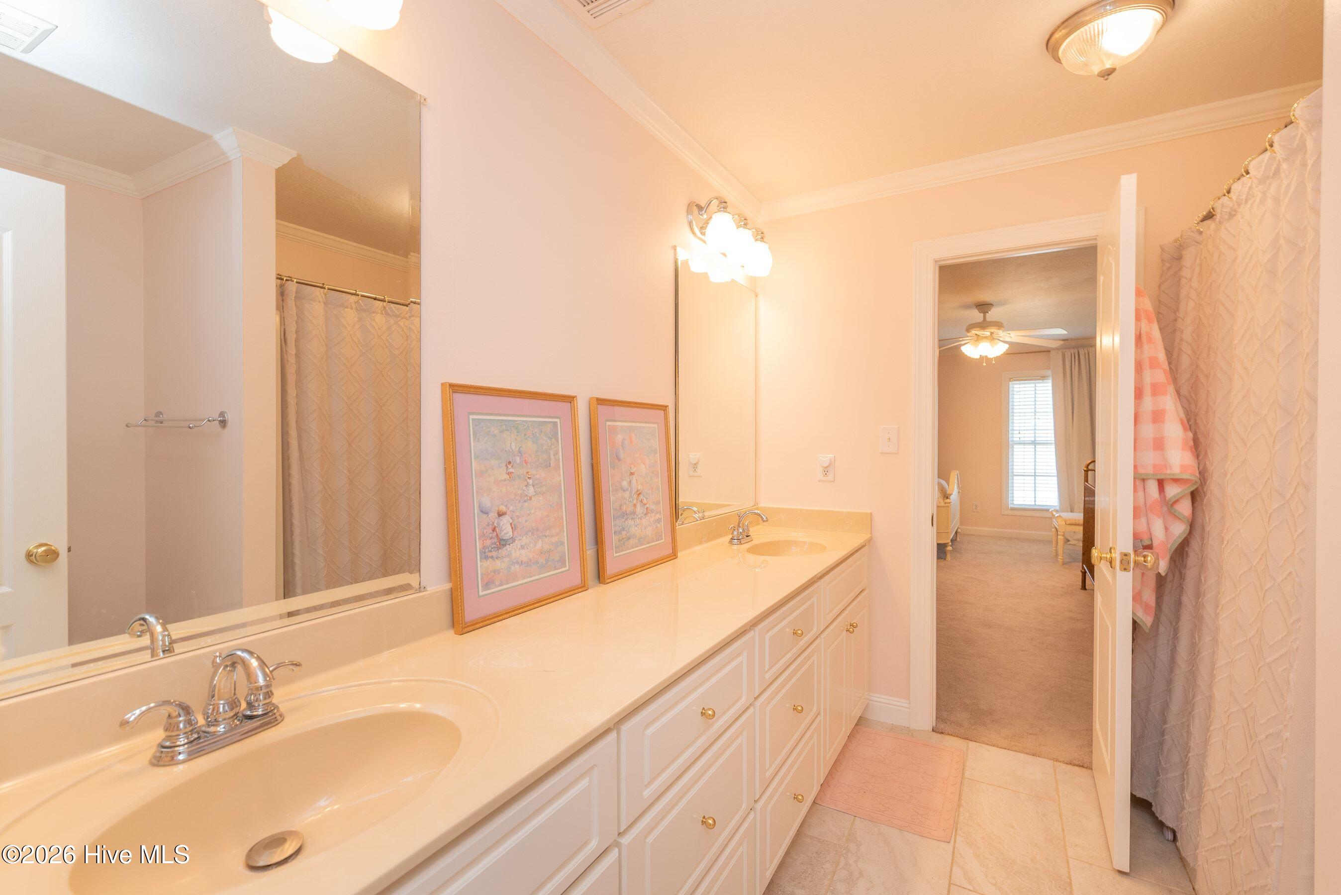 270 Rivernorth Drive Property Photo 33