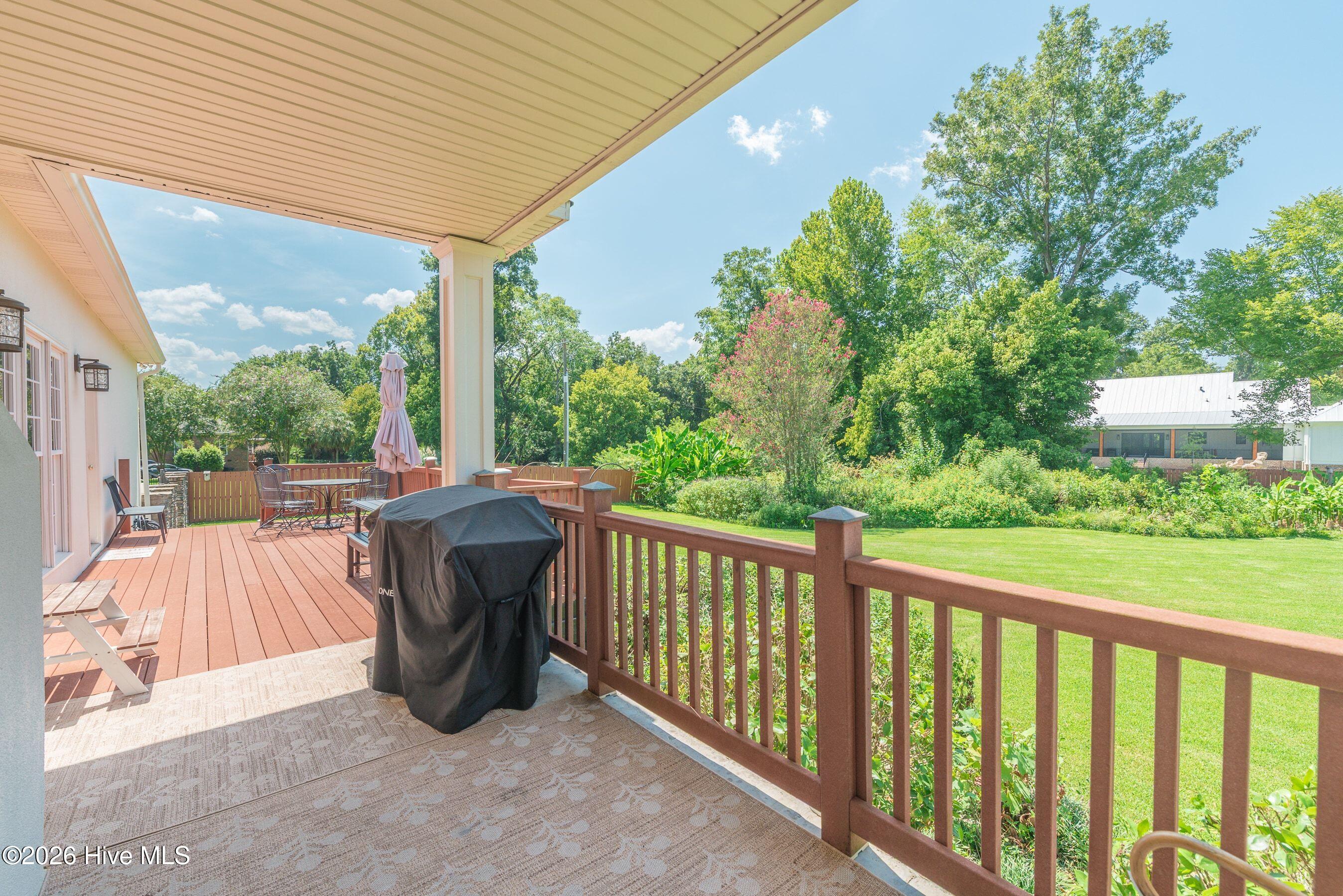 270 Rivernorth Drive Property Photo 45