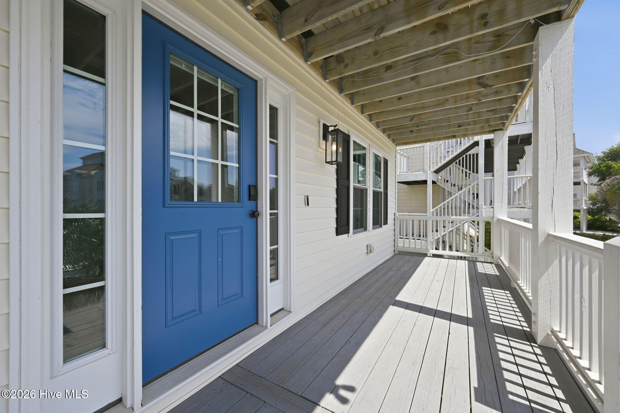 33 Sandy Lane Property Photo 4