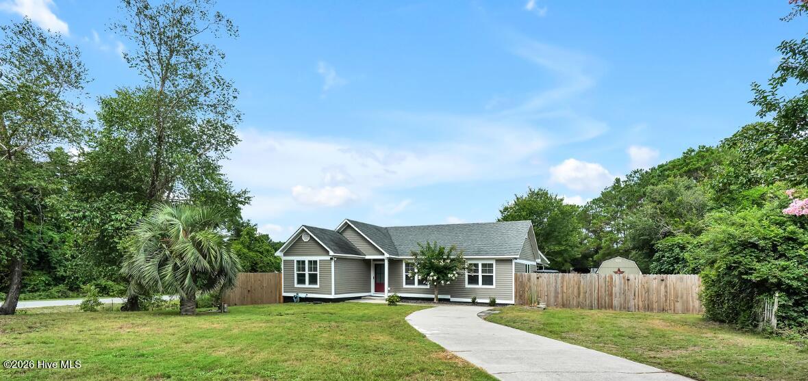 1139 E Leonard Street Property Photo 2