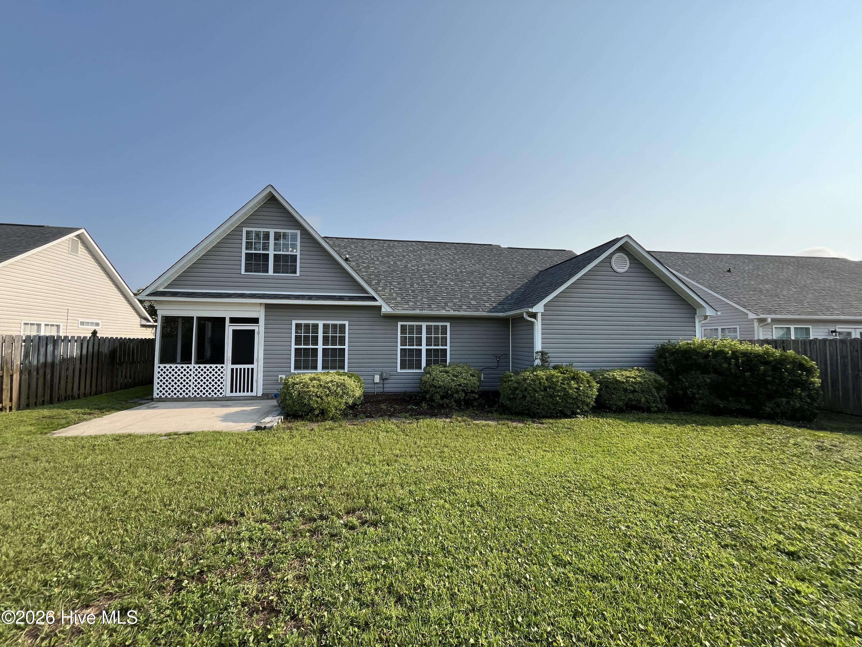 642 Hillside Drive Property Photo 2