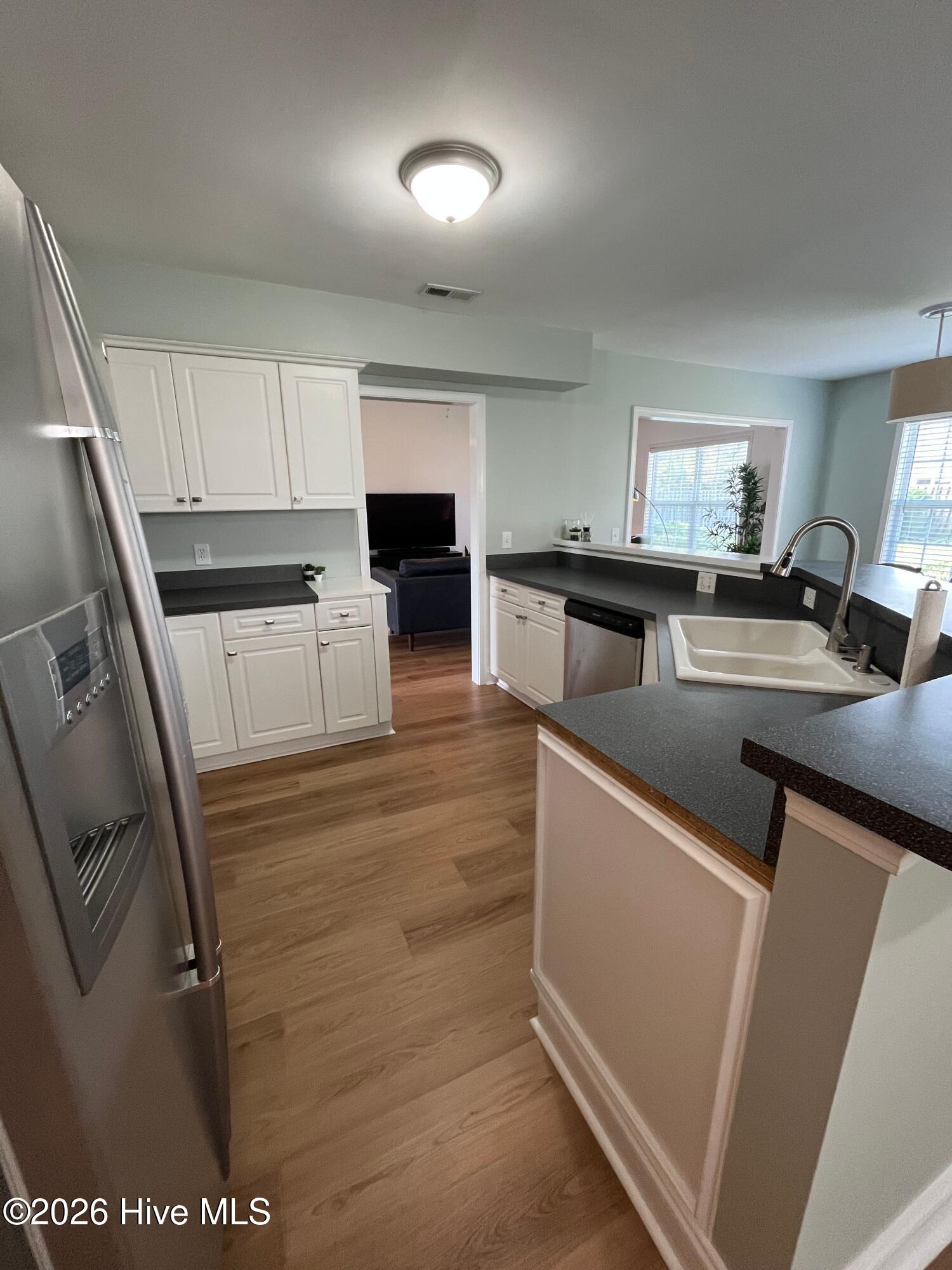 642 Hillside Drive Property Photo 10