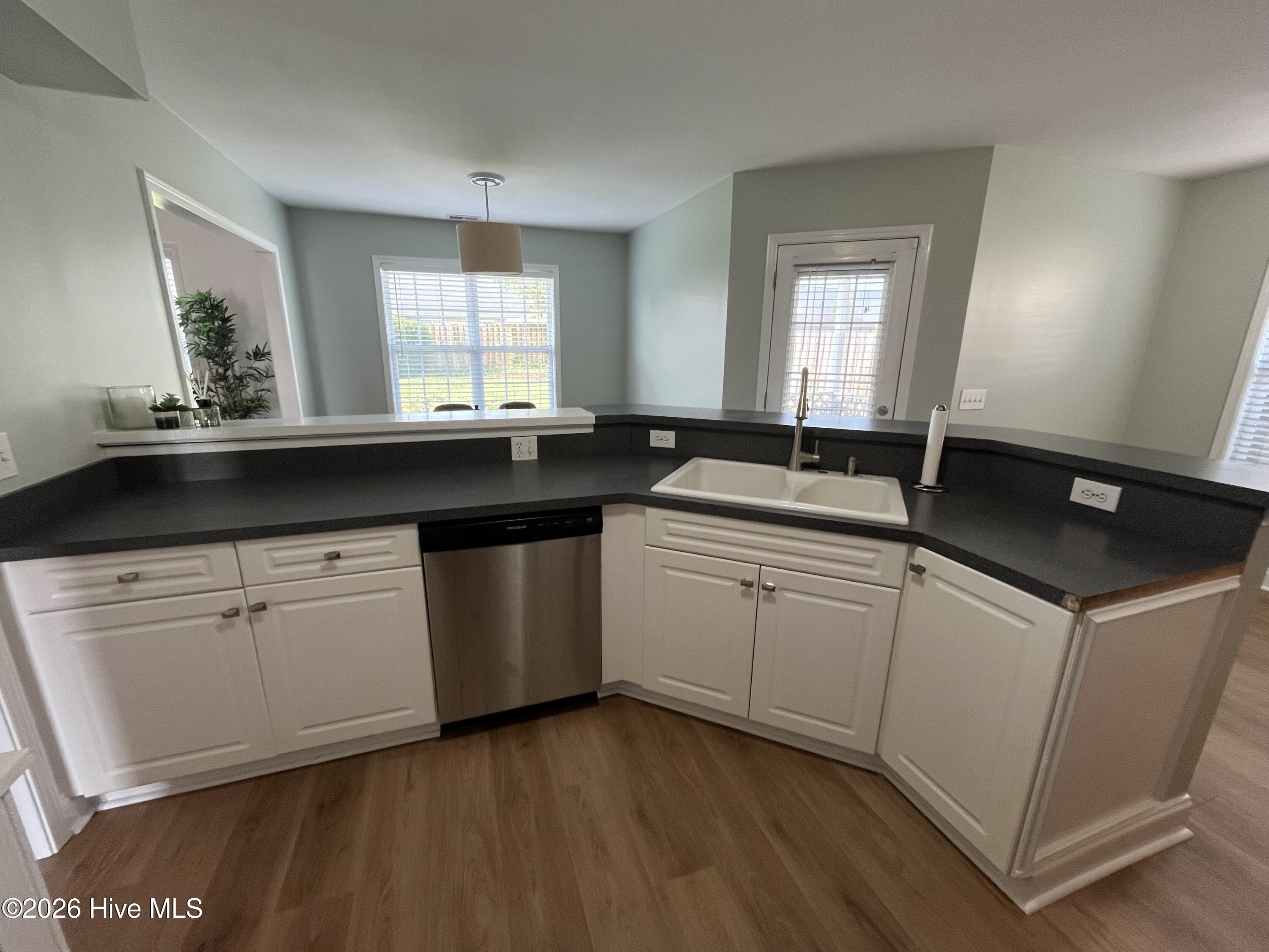 642 Hillside Drive Property Photo 11
