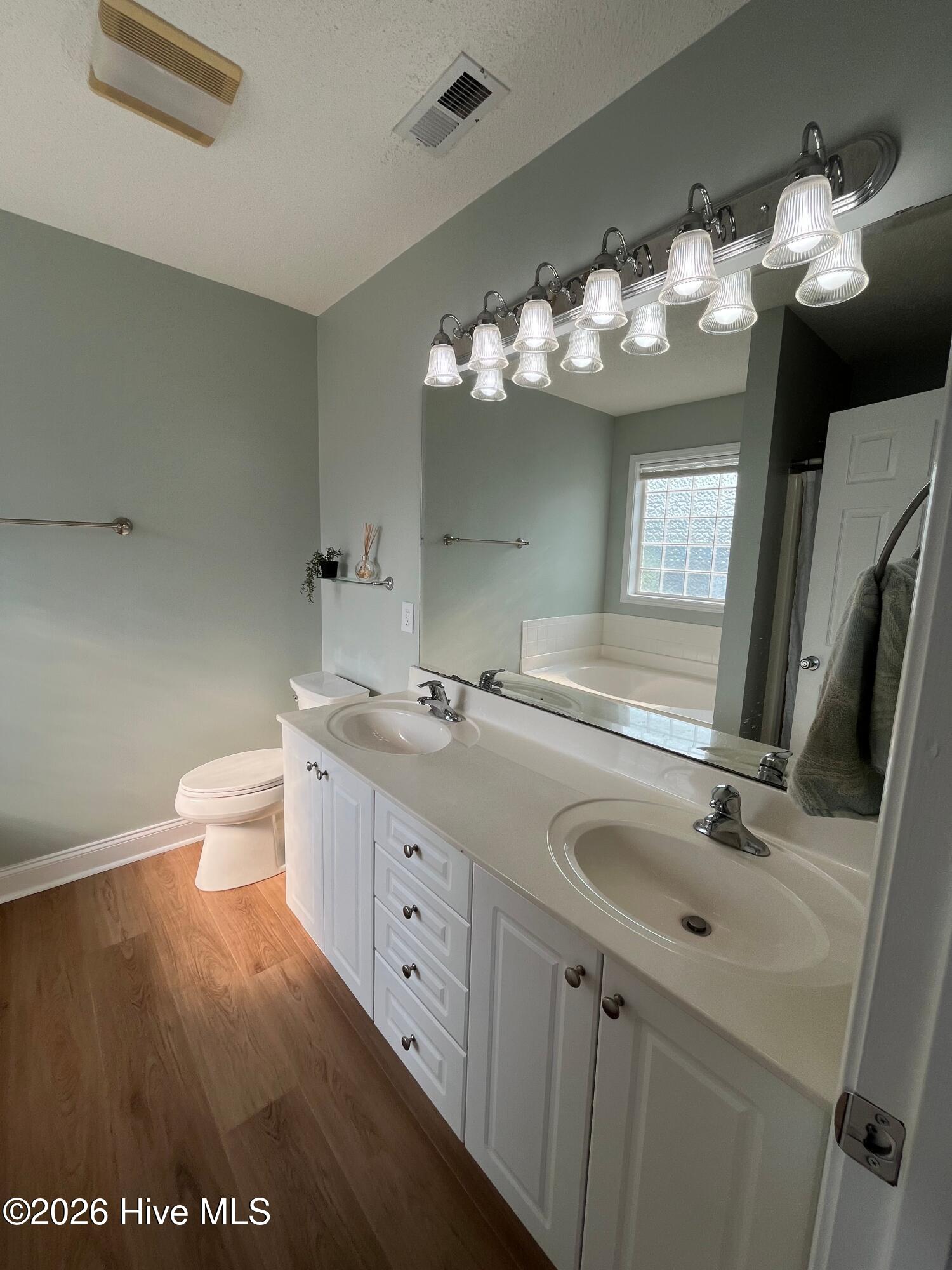 642 Hillside Drive Property Photo 17