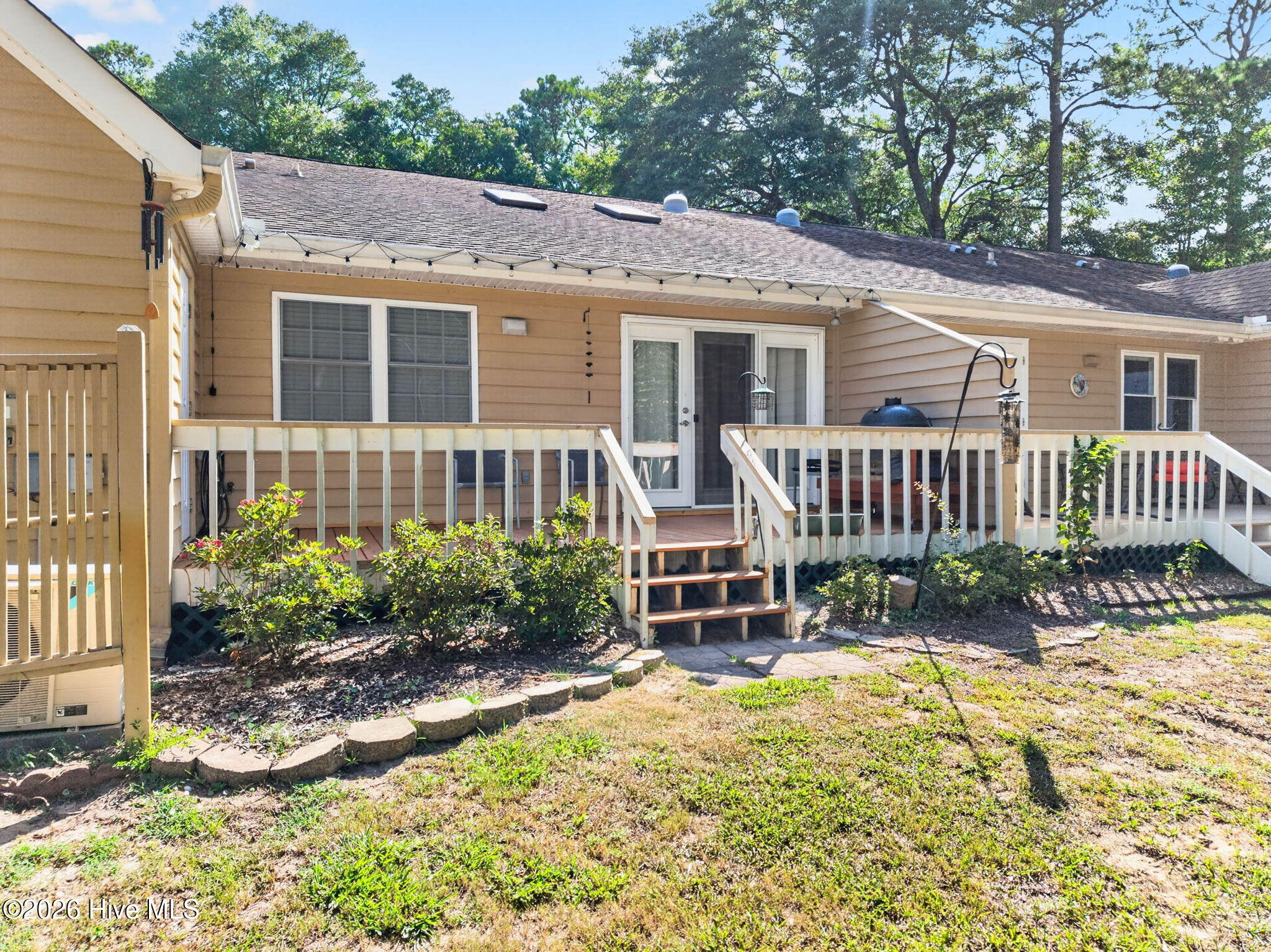 350 Sea Trail Drive E Apt 3 Property Photo 4