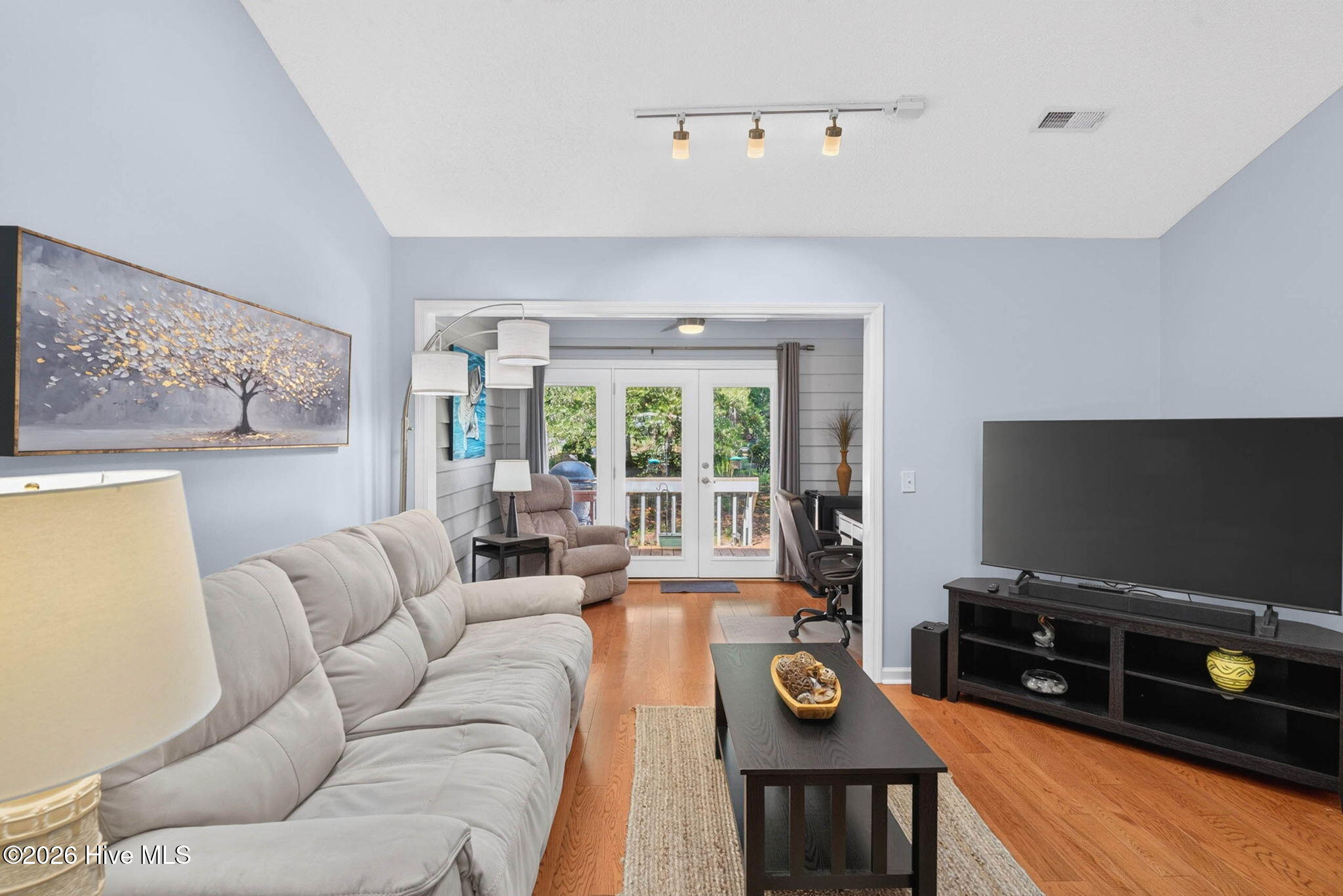 350 Sea Trail Drive E Apt 3 Property Photo 9