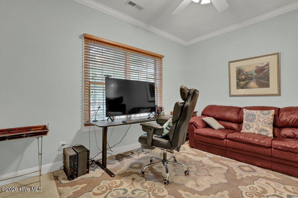 615 Ravenswood Road Property Photo 20