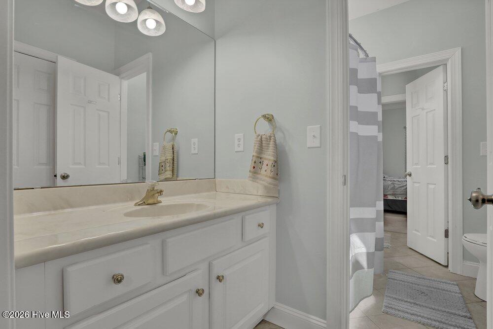 615 Ravenswood Road Property Photo 24