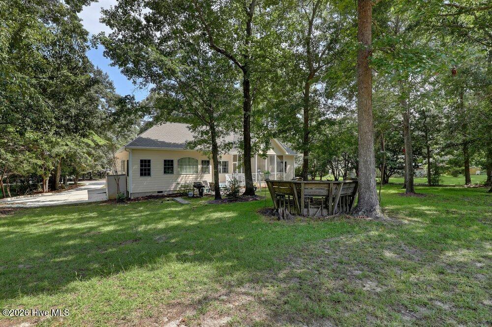 615 Ravenswood Road Property Photo 30