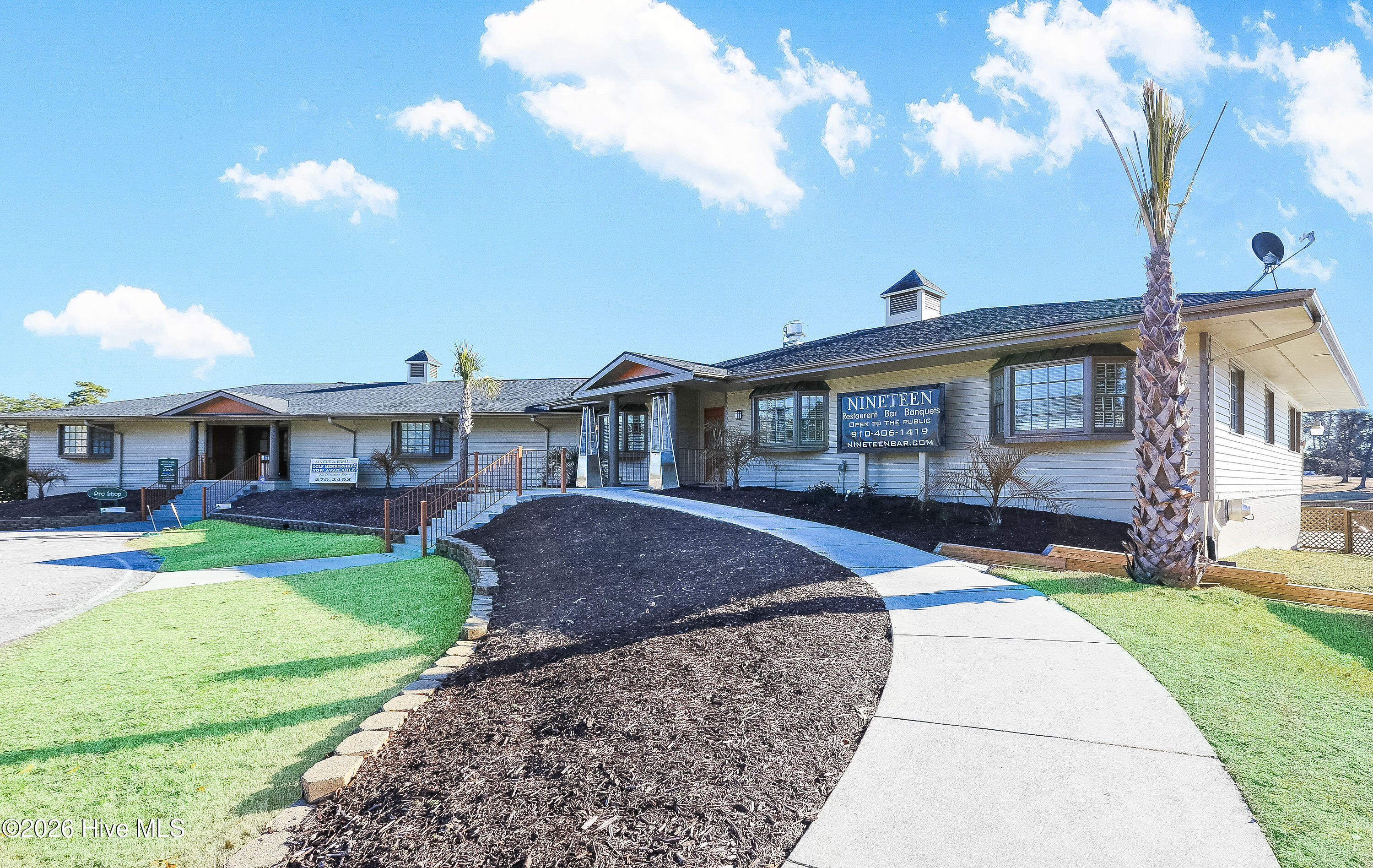 615 Ravenswood Road Property Photo 41