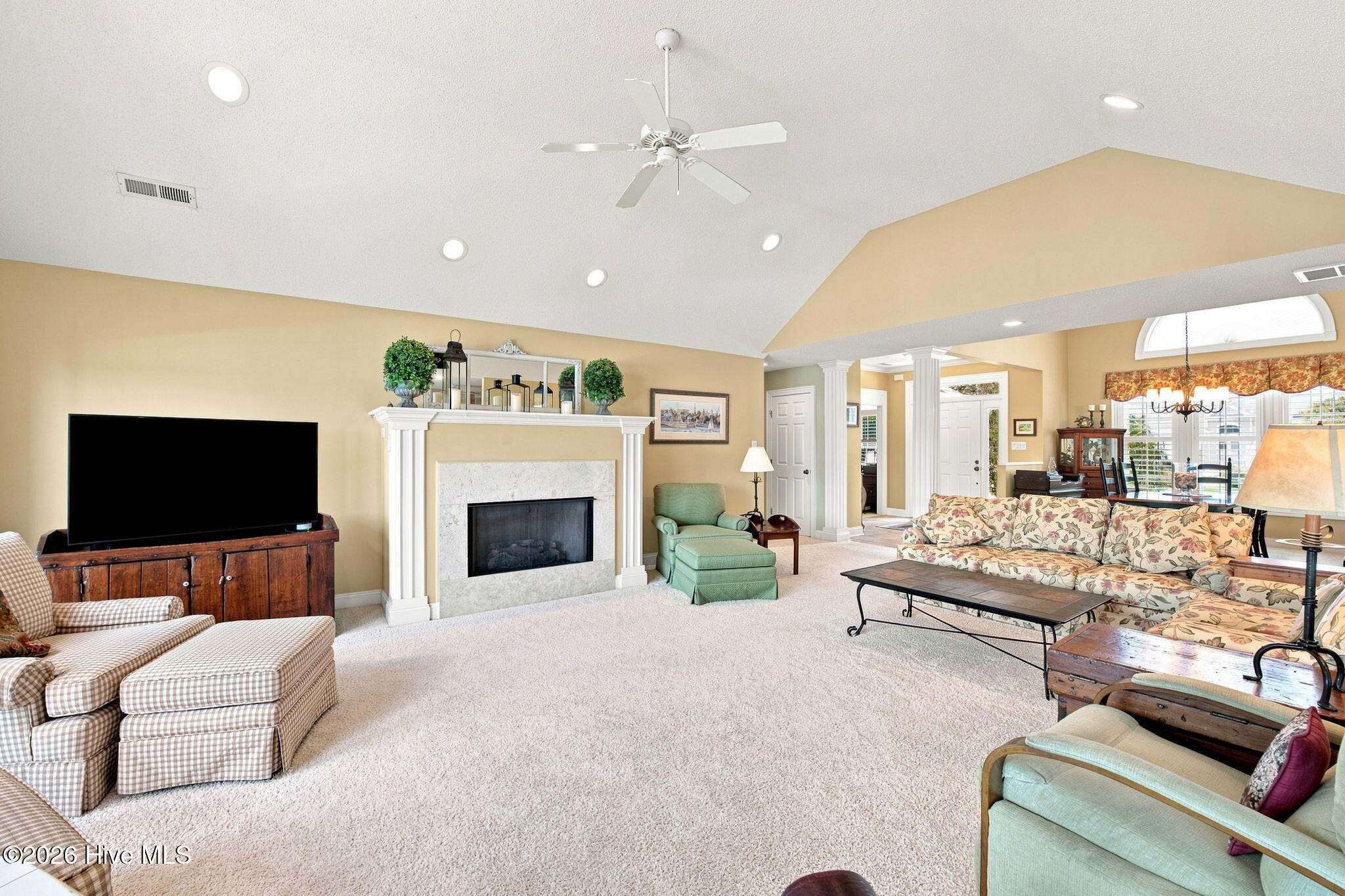 906 Jewell Court Property Photo 7