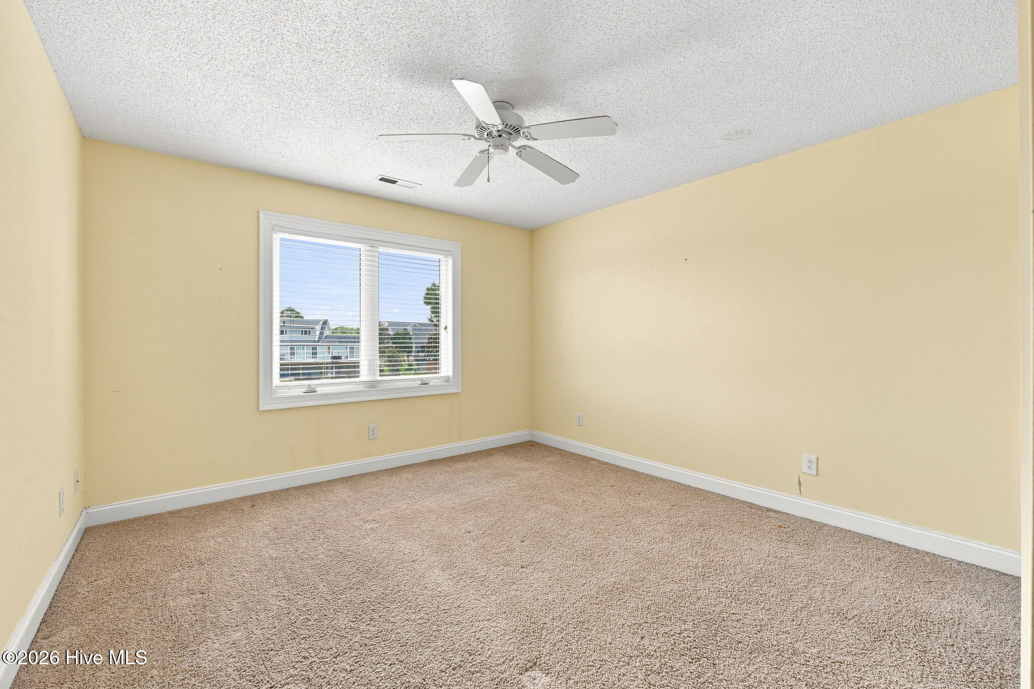 906 Jewell Court Property Photo 22