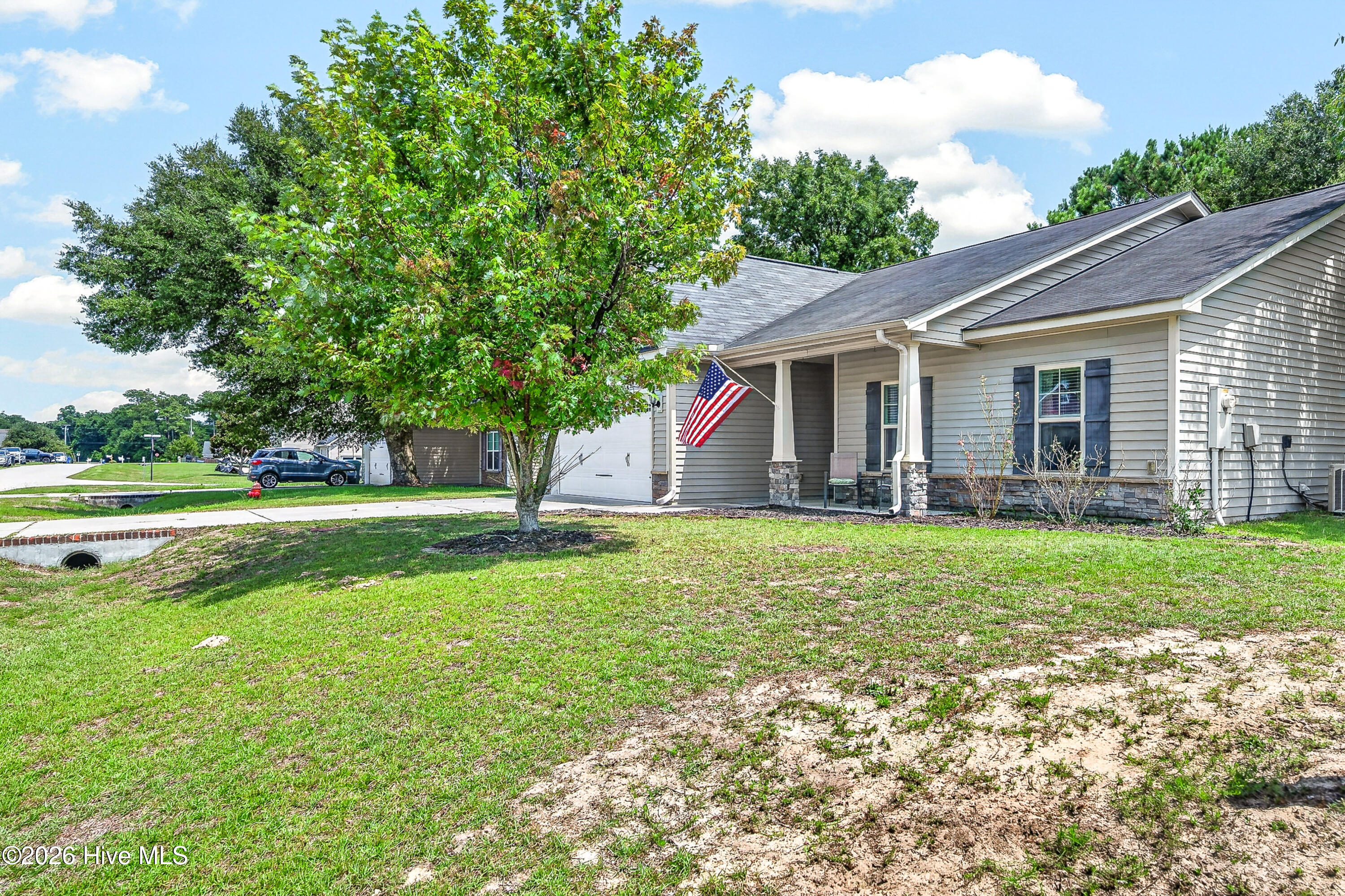 413 Peppermint Drive Property Photo 3