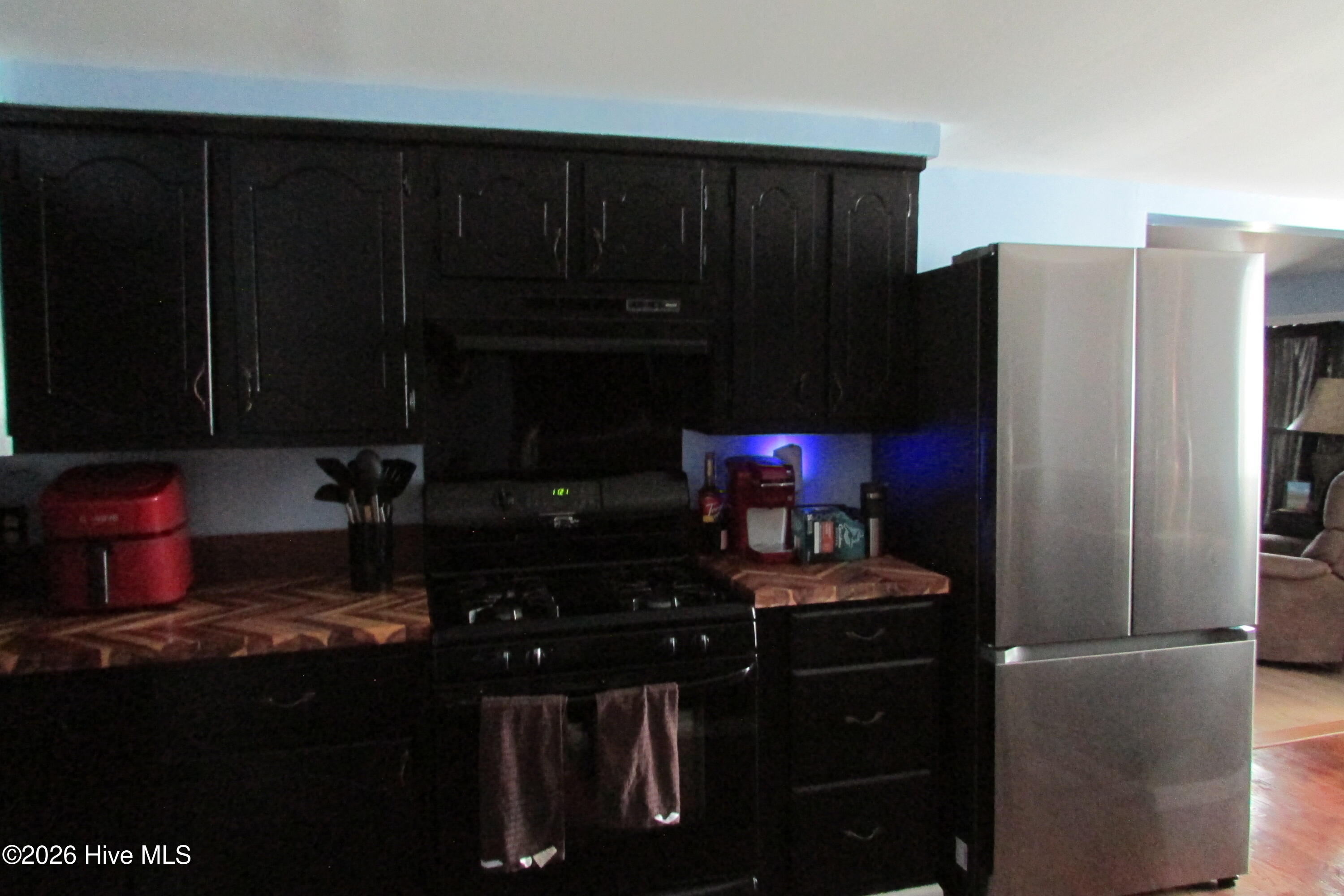 913 Isaac Road Property Photo 11