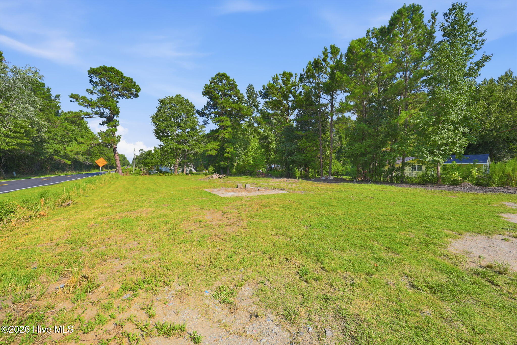 1140 New Road Property Photo 12