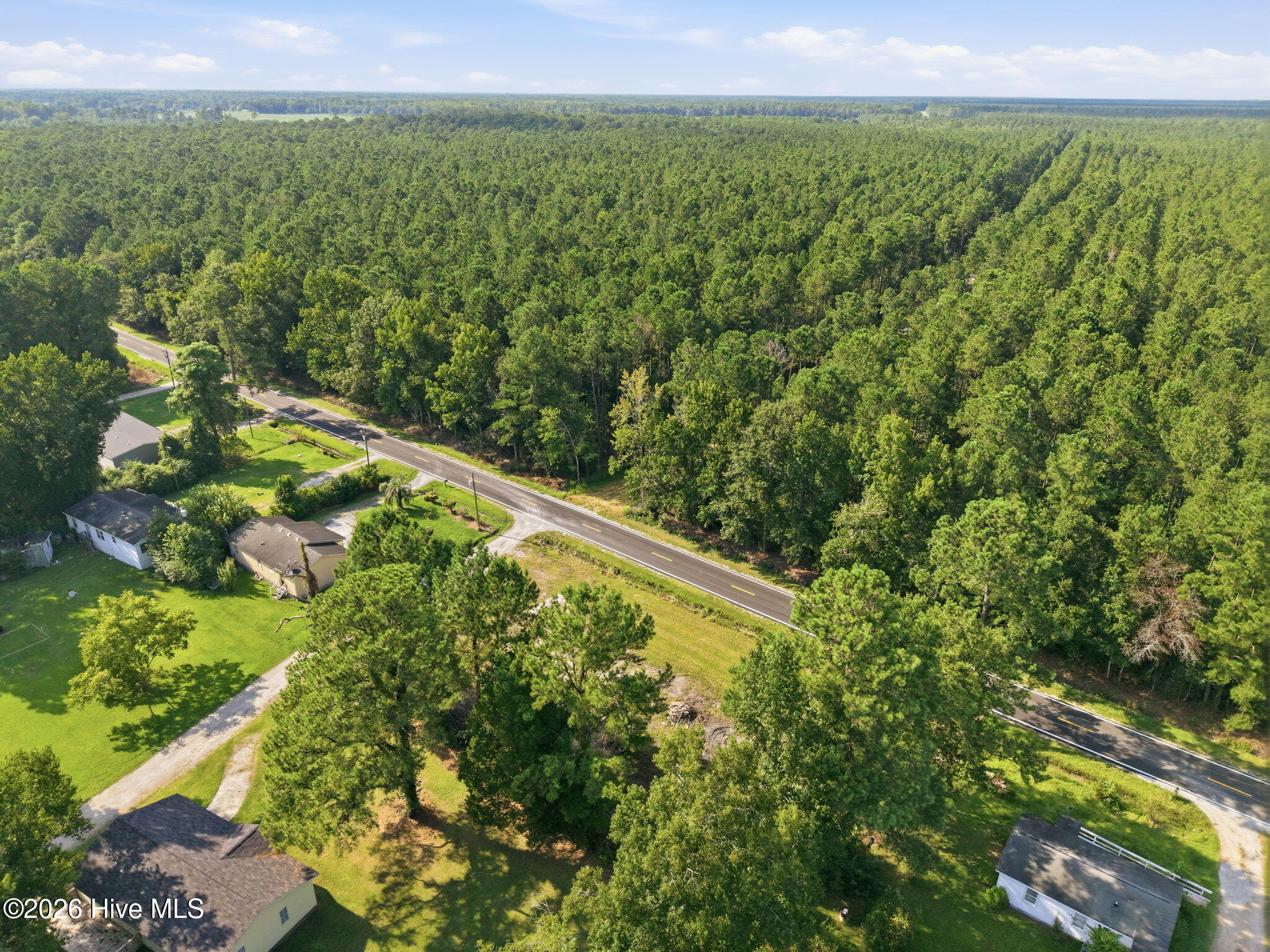1140 New Road Property Photo 14