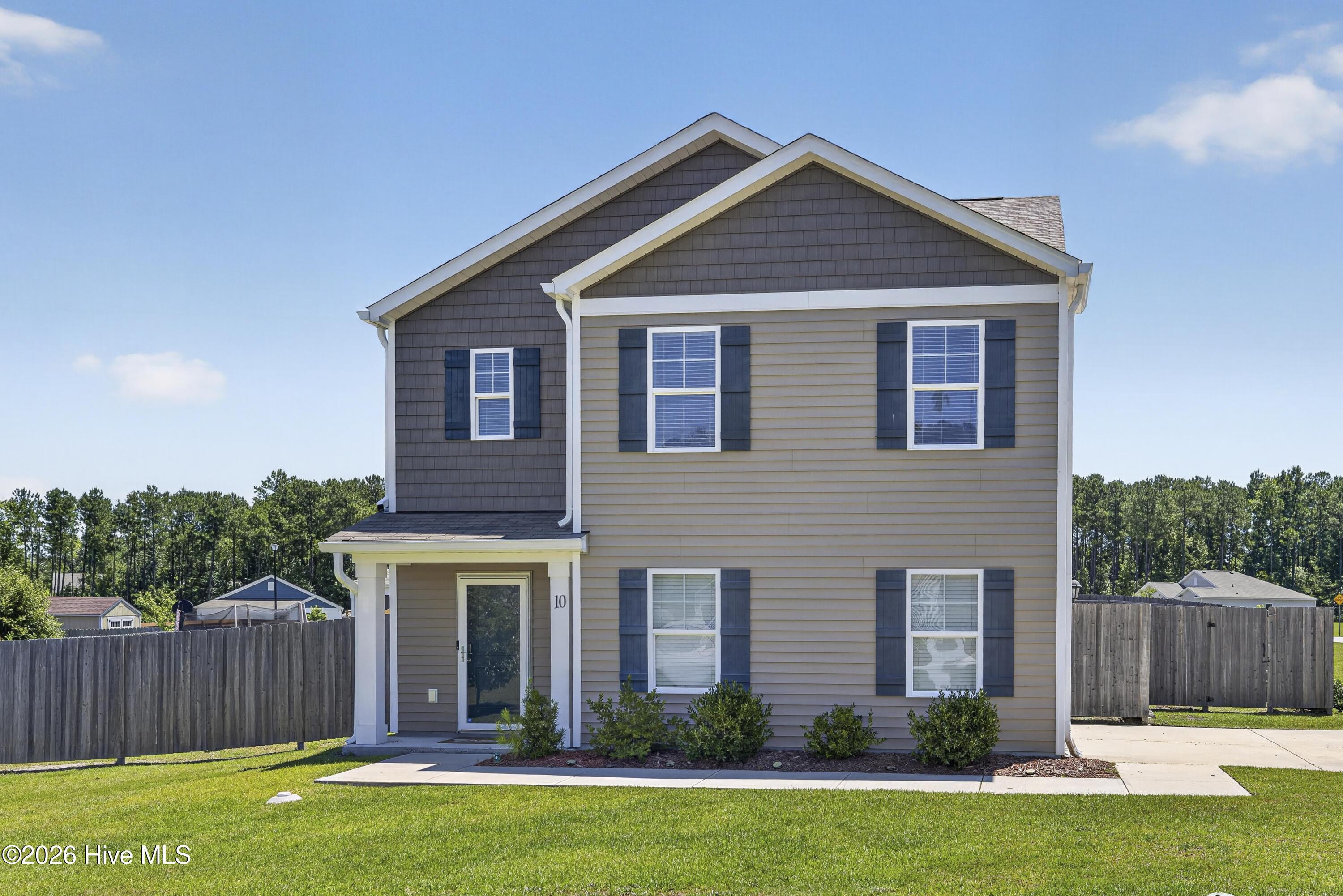 10 Evian Court Property Photo 1