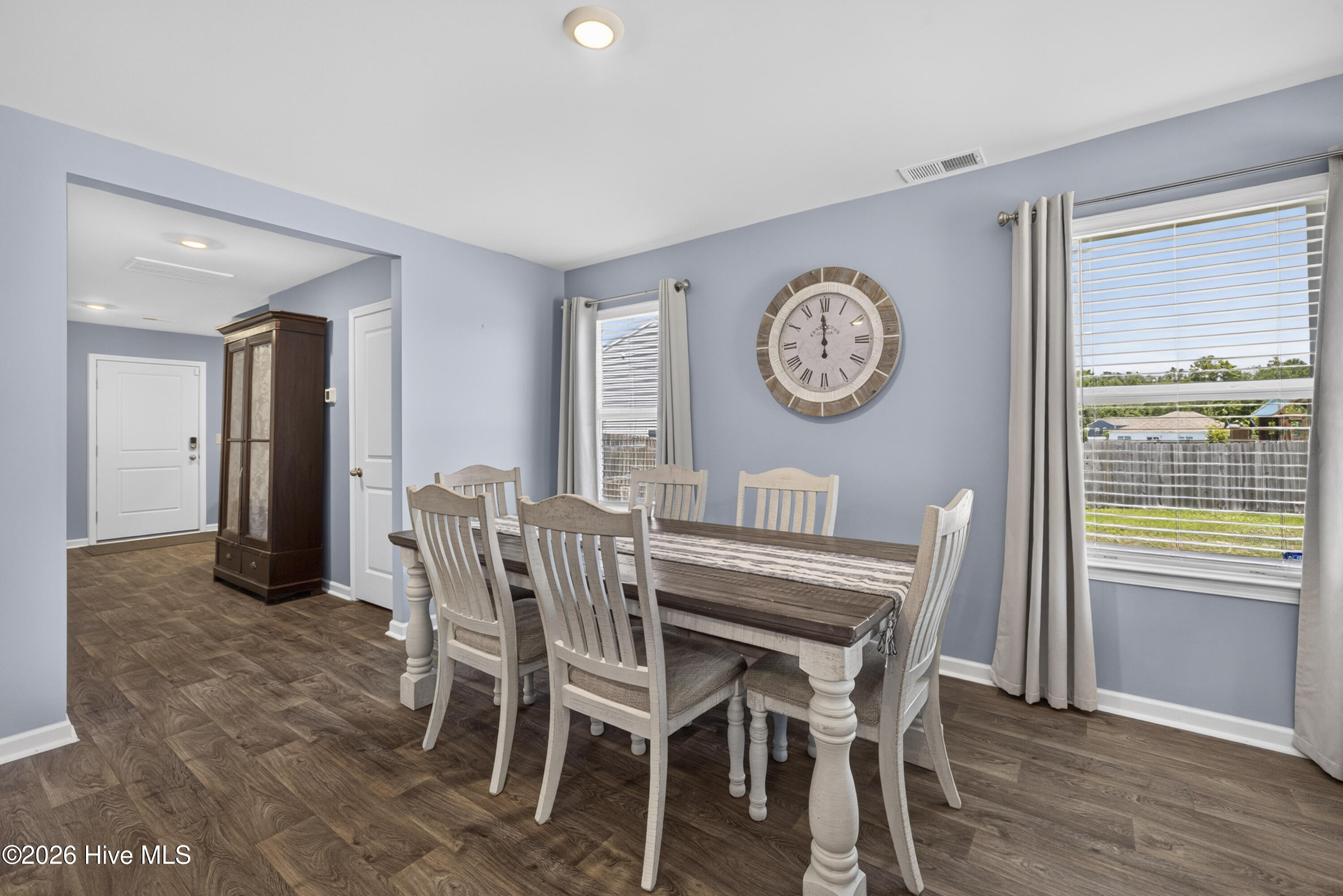10 Evian Court Property Photo 8