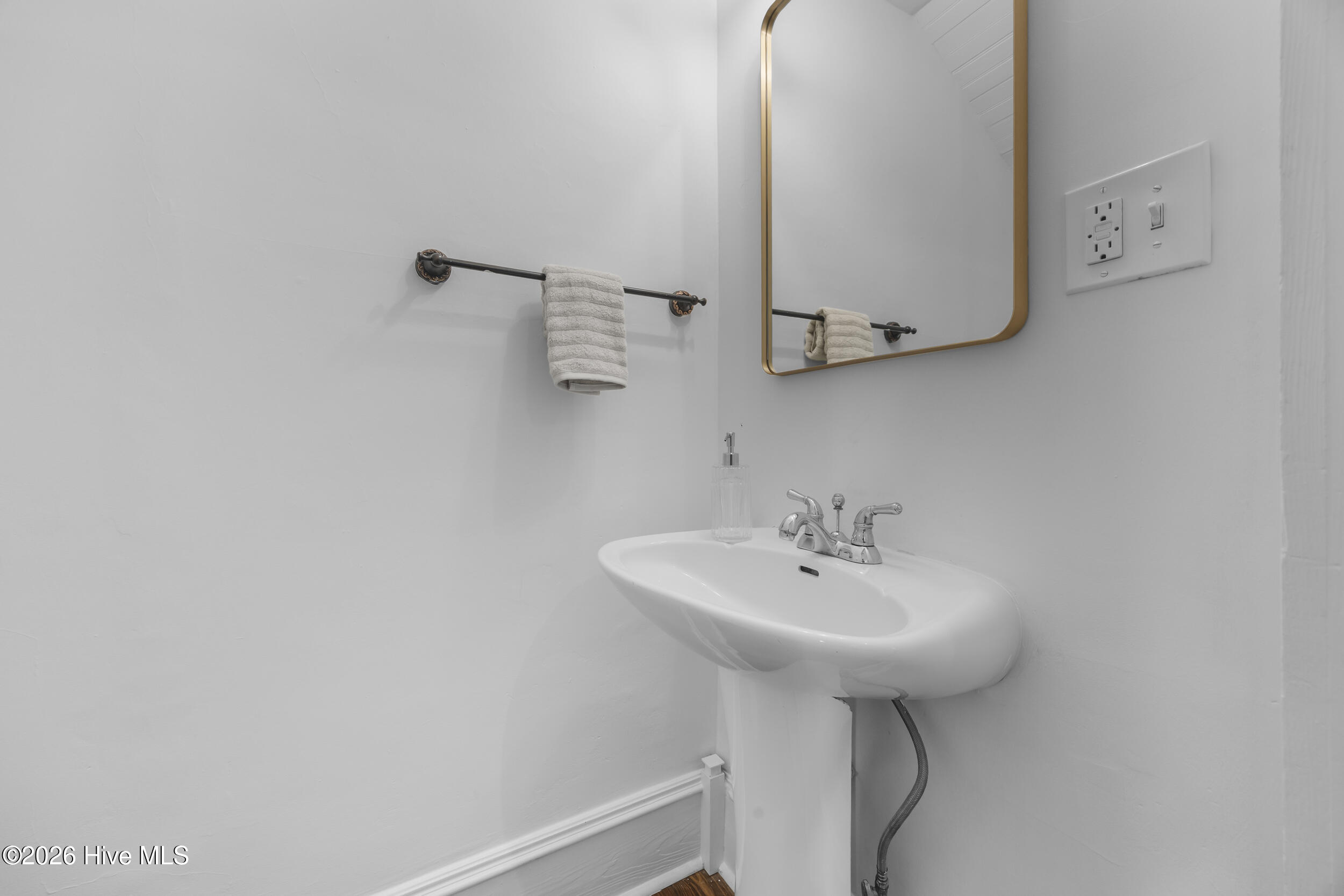 1416 Dock Street Property Photo 16
