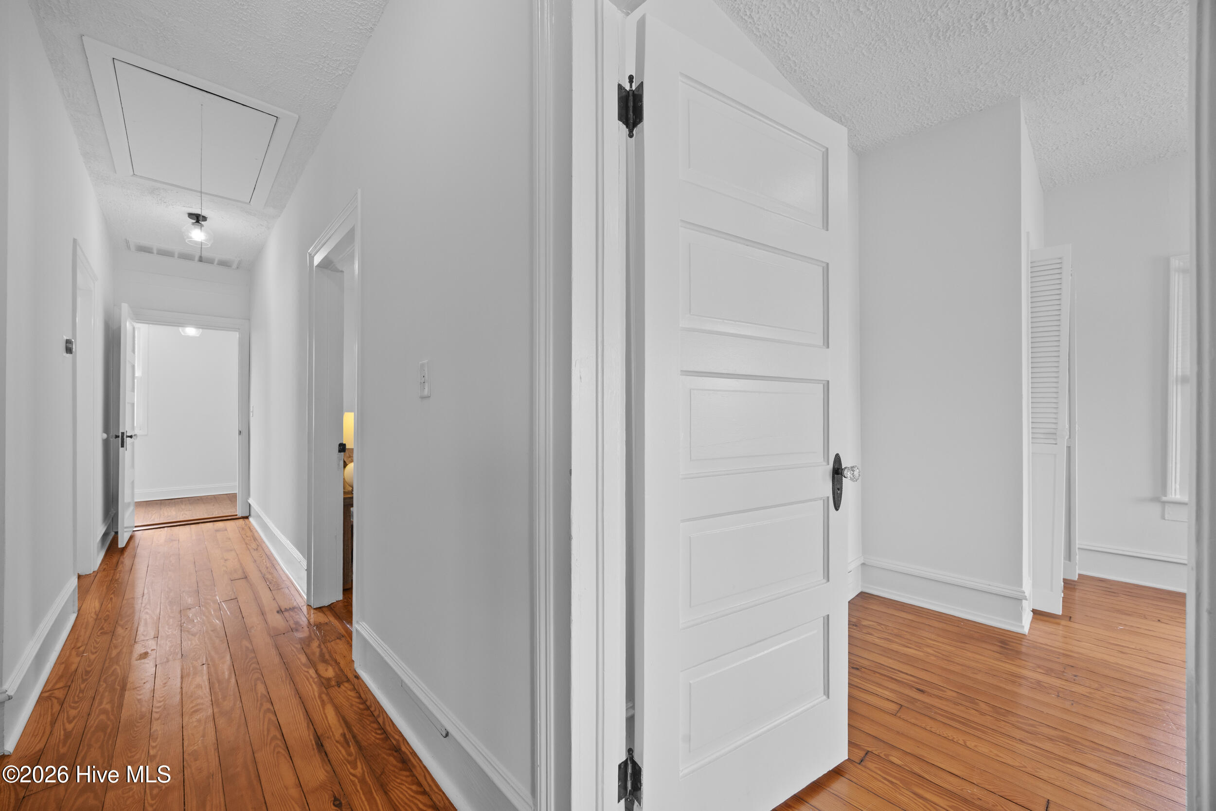 1416 Dock Street Property Photo 32