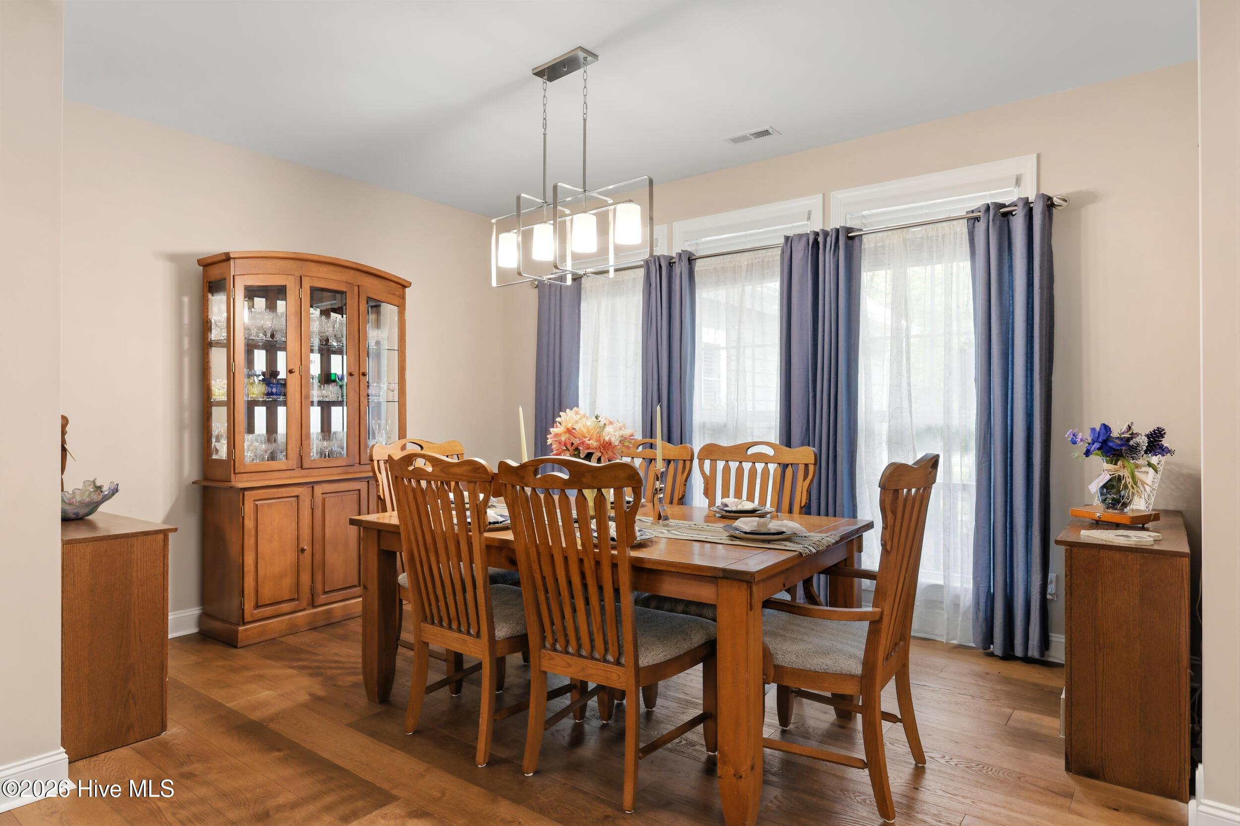 1812 Harbour Edge Lane Sw Property Photo 19