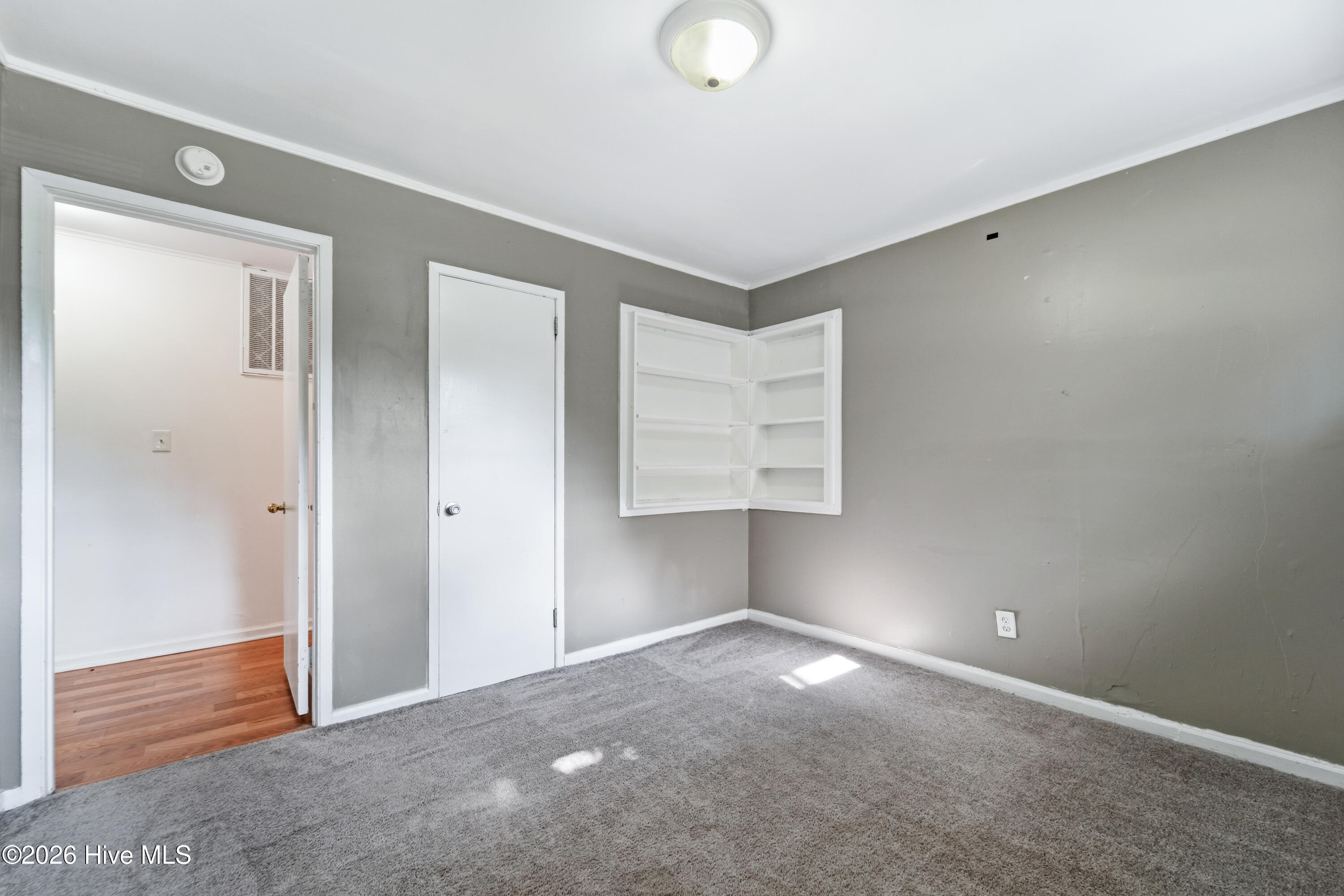 613 Elm Street Property Photo 14