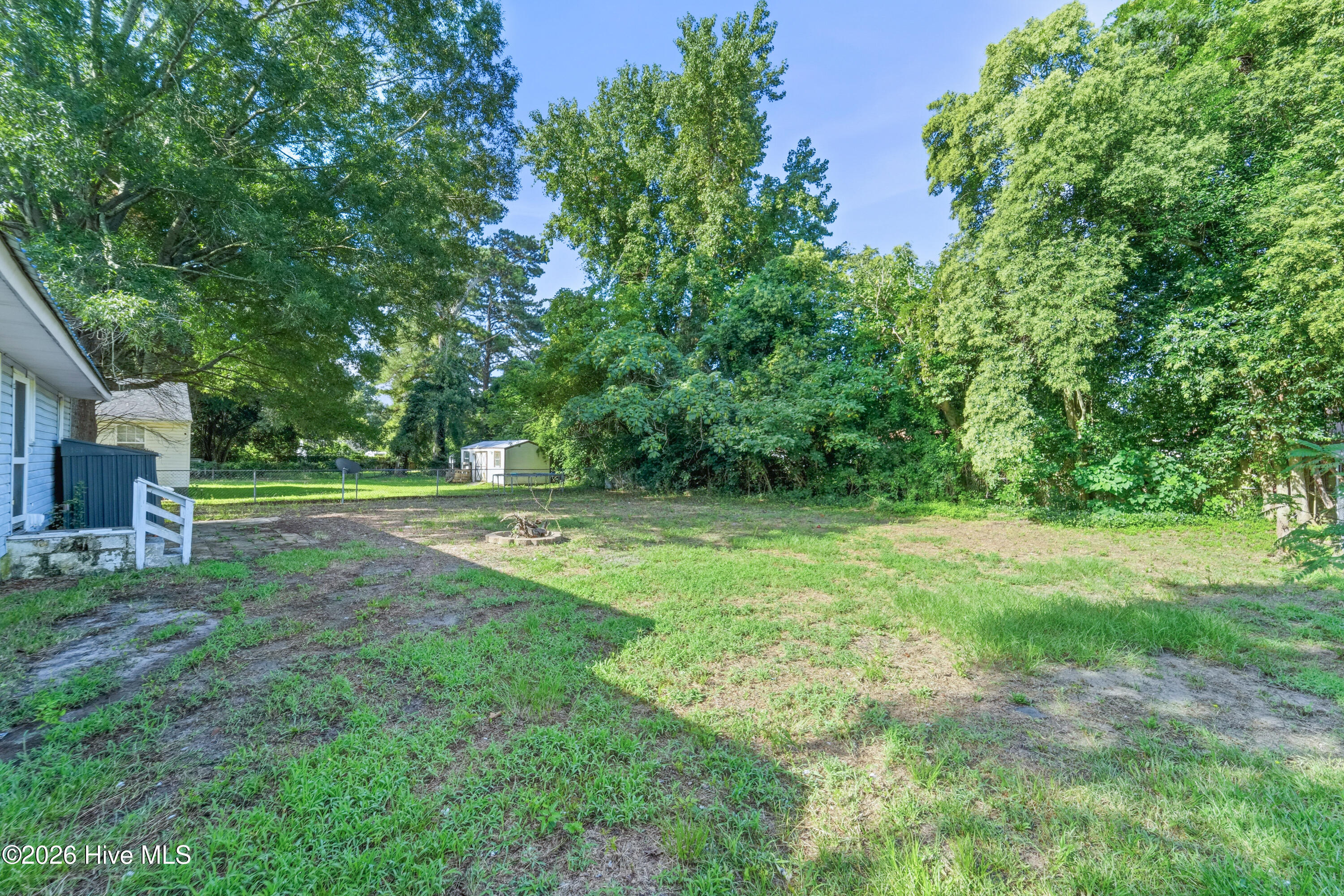 613 Elm Street Property Photo 27