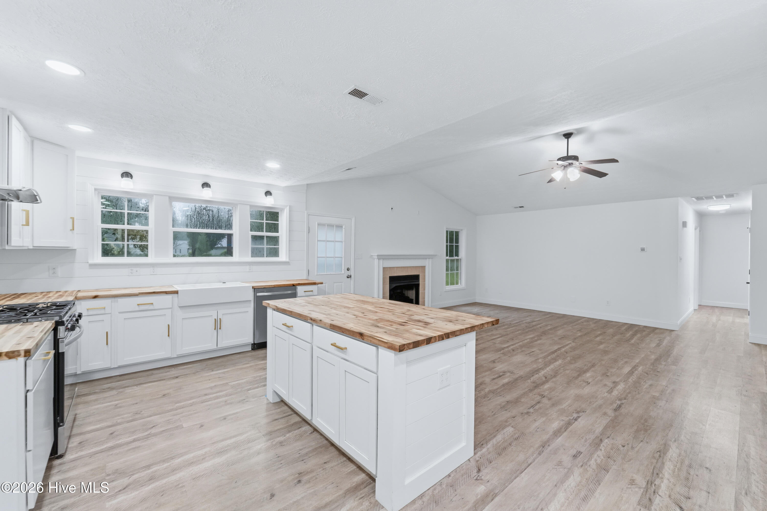 108 Jacqueline Drive Property Photo 12