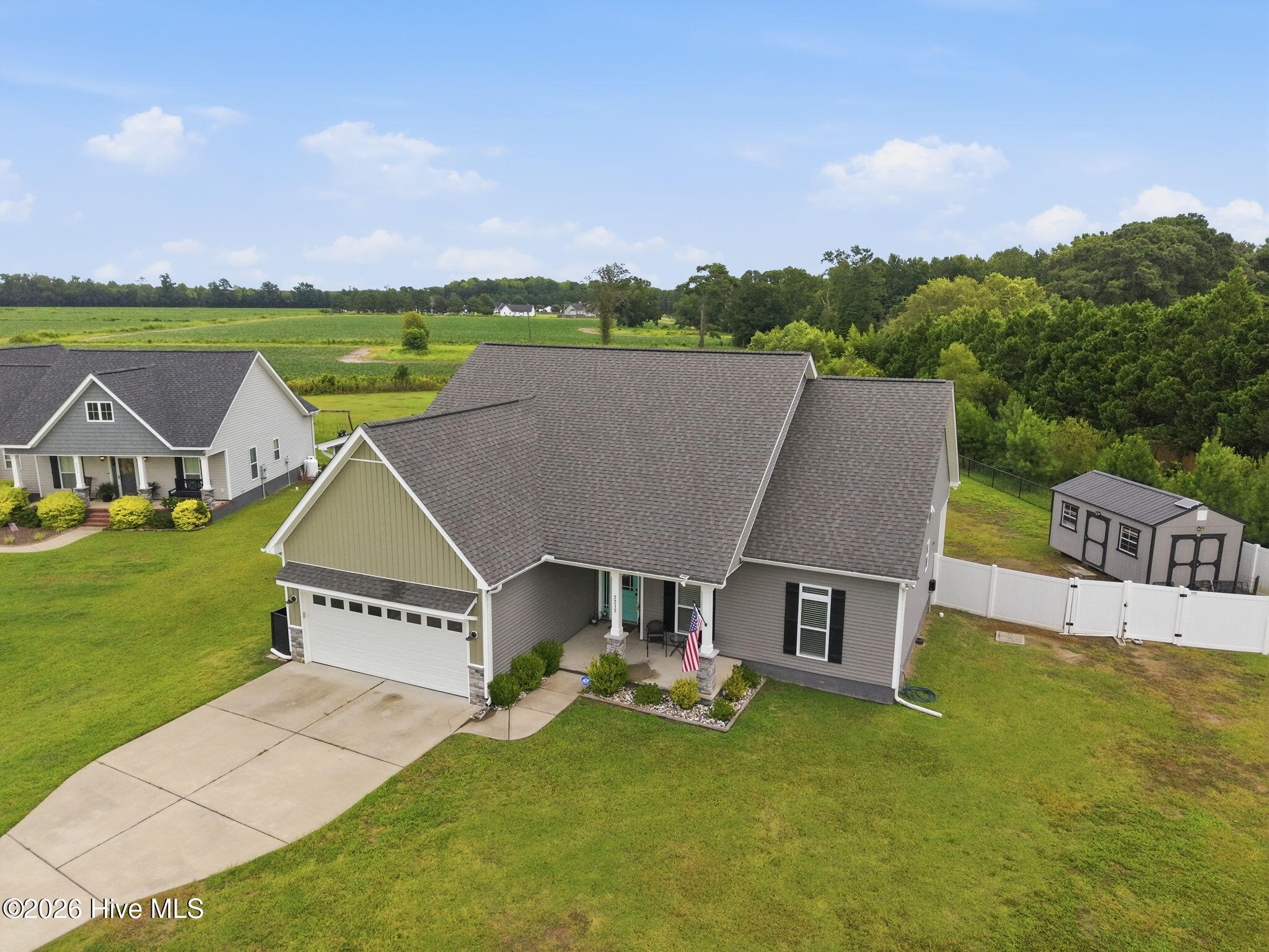 2212 Marinwood Court Property Photo 3