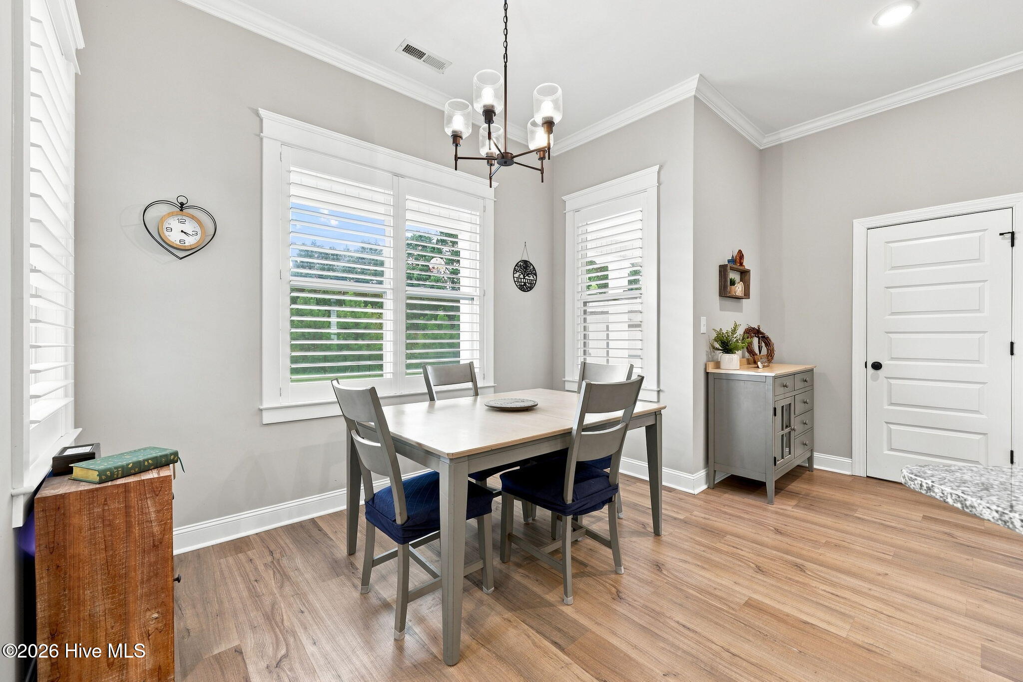 2212 Marinwood Court Property Photo 14