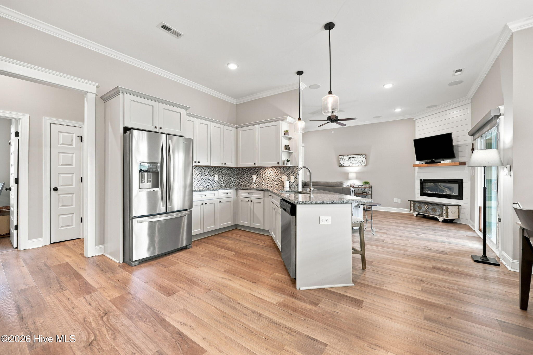 2212 Marinwood Court Property Photo 15