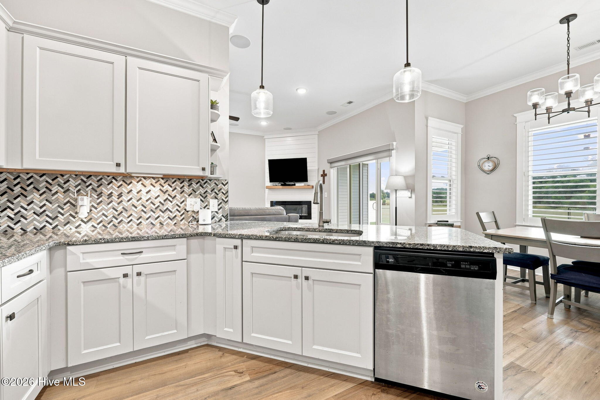 2212 Marinwood Court Property Photo 16
