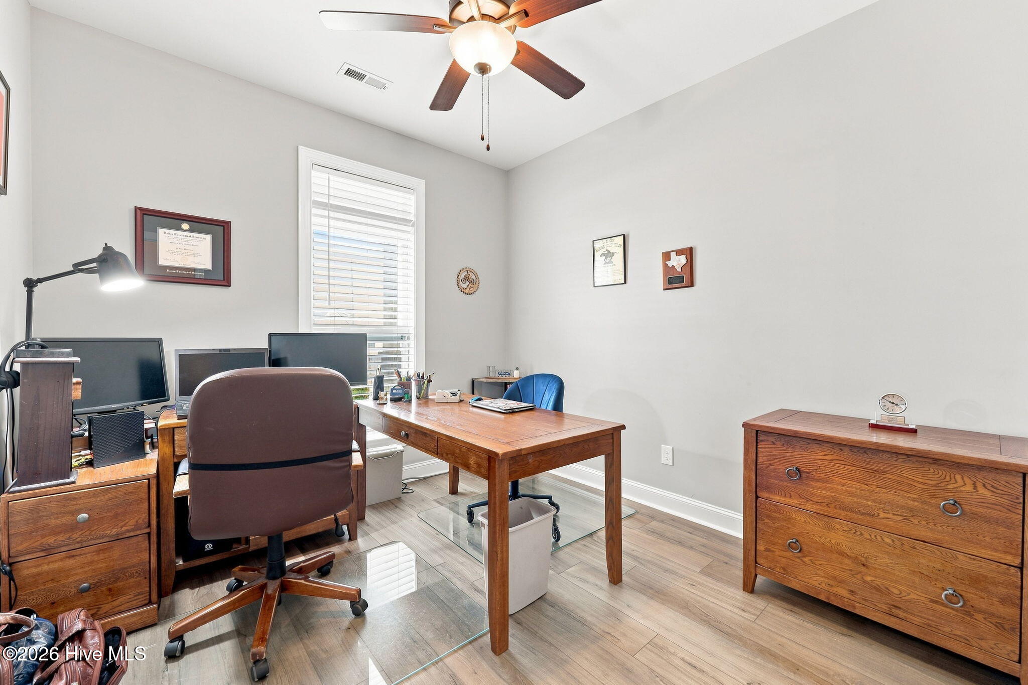 2212 Marinwood Court Property Photo 28