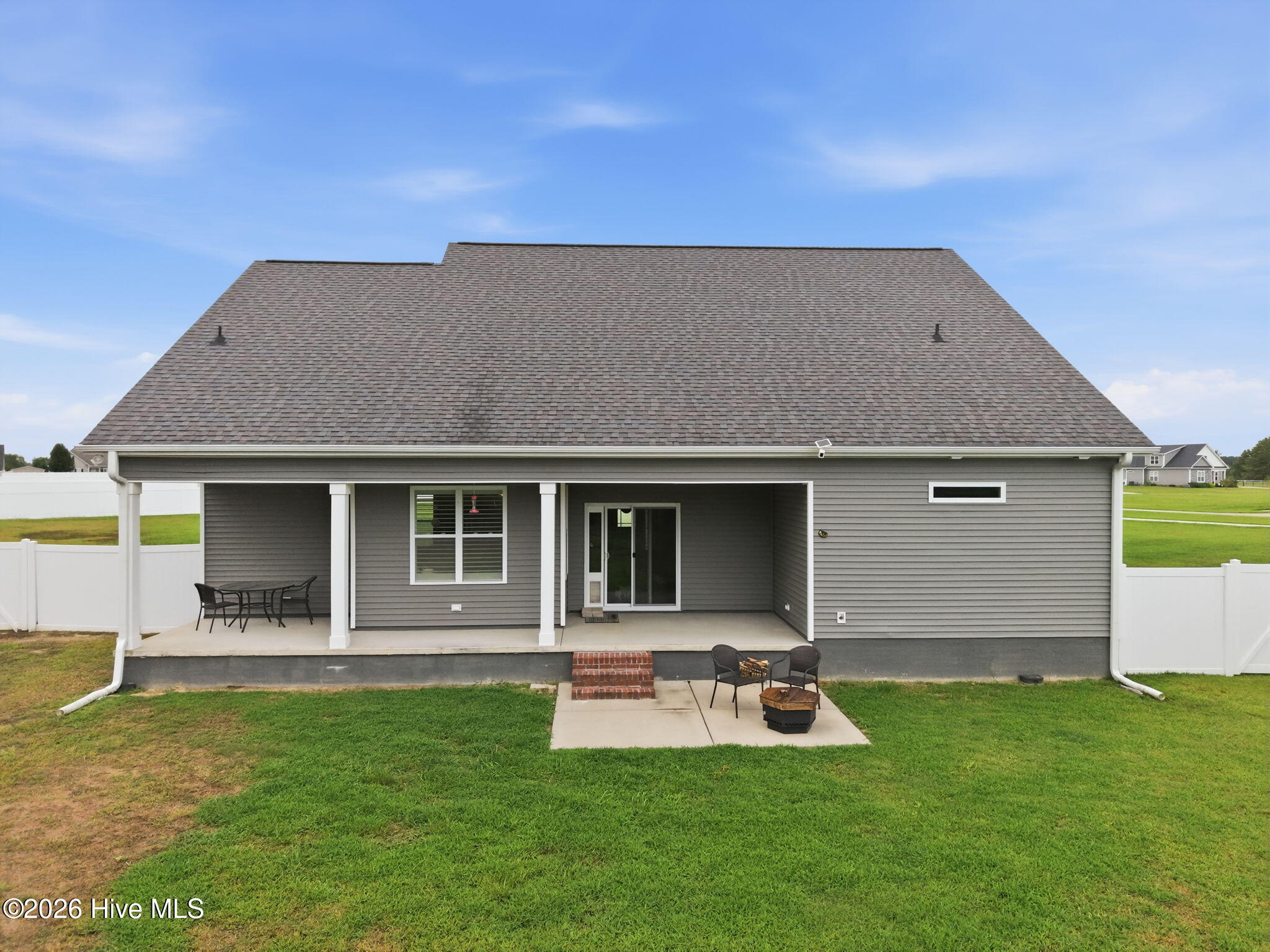 2212 Marinwood Court Property Photo 35