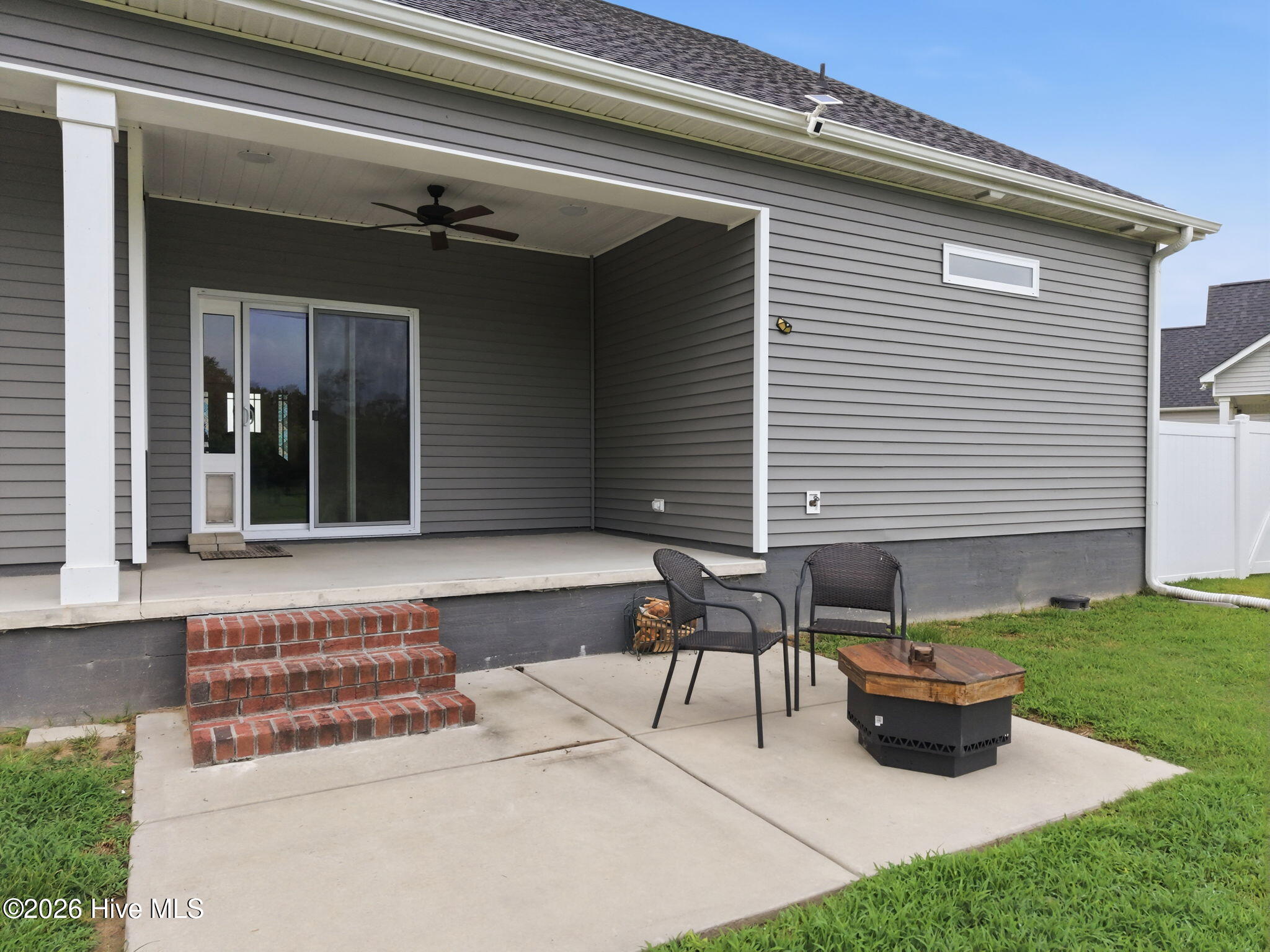 2212 Marinwood Court Property Photo 37