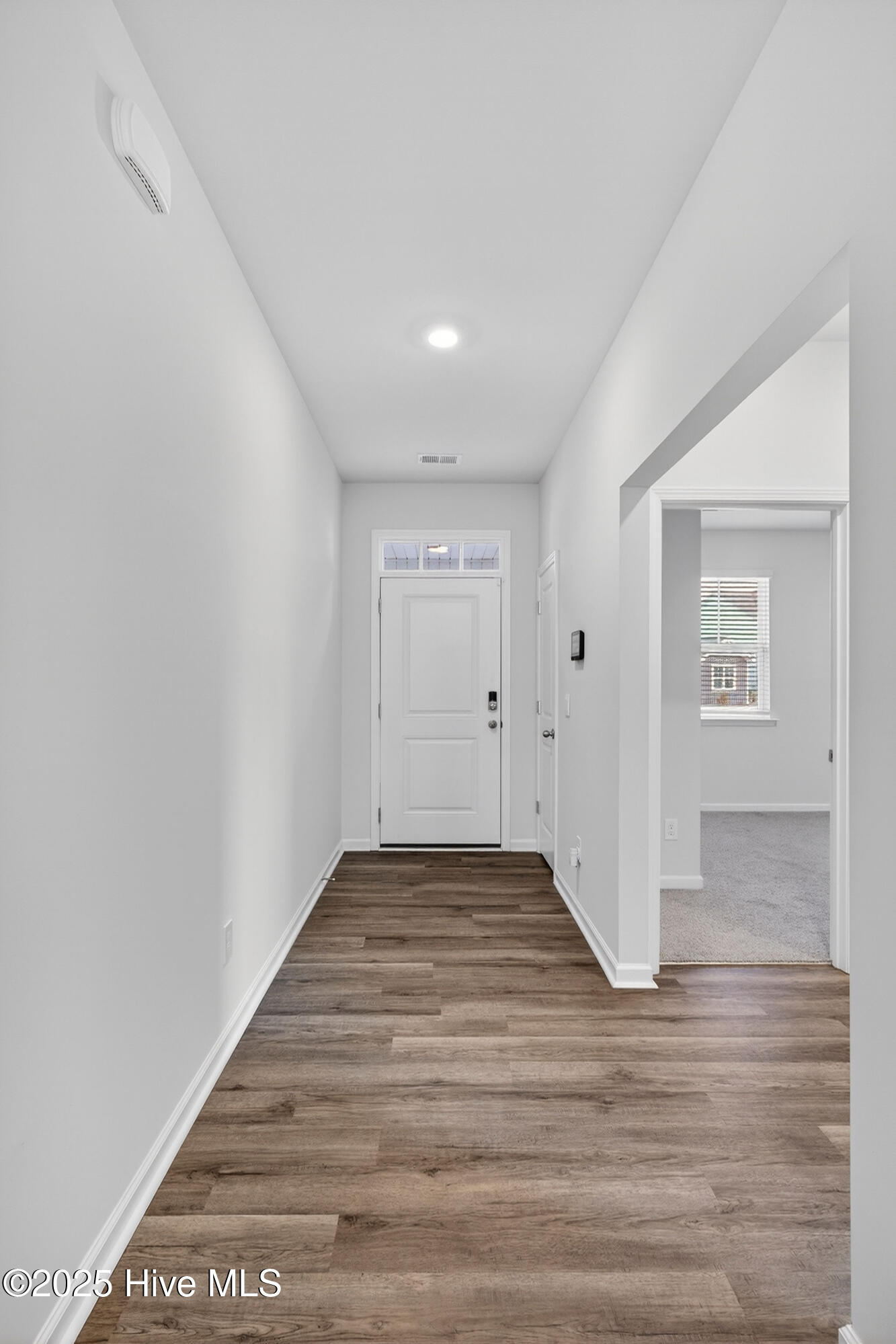2039 Willowleaf Drive Property Photo 8