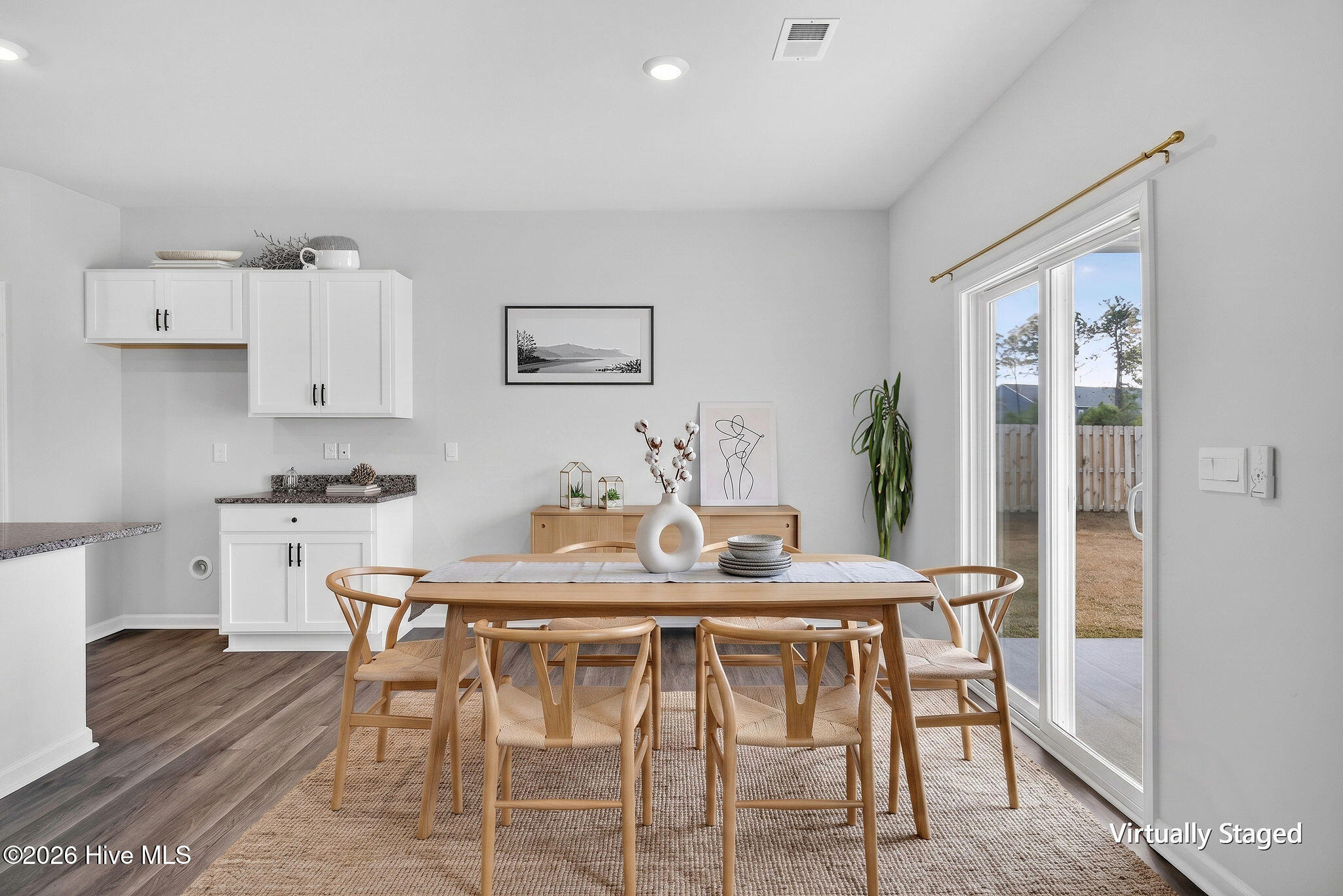 2039 Willowleaf Drive Property Photo 13